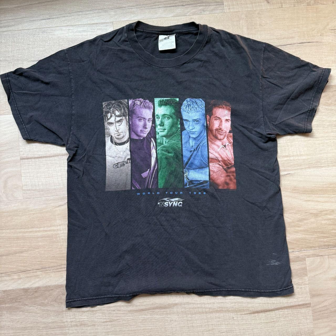 Vintage Vintage N'Sync 1998 World Tour Tee Size US L / EU 52-54 / 3 - 1 Thumbnail