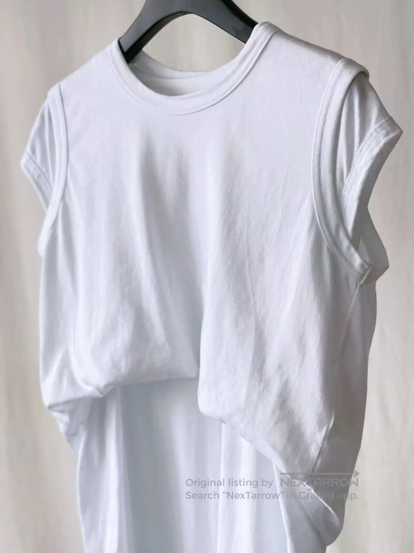 CDG by Comme des Garcons Unique Deconstructed White T-Shirt. Size S / US 4 / IT 40 - 6 Thumbnail
