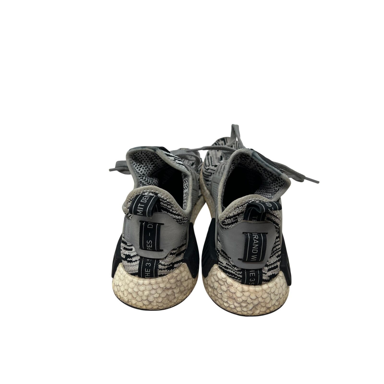 Adidas Adidas NMD R1Glitch Camo Oreo Size US 9.5 / EU 42-43 - 6 Thumbnail