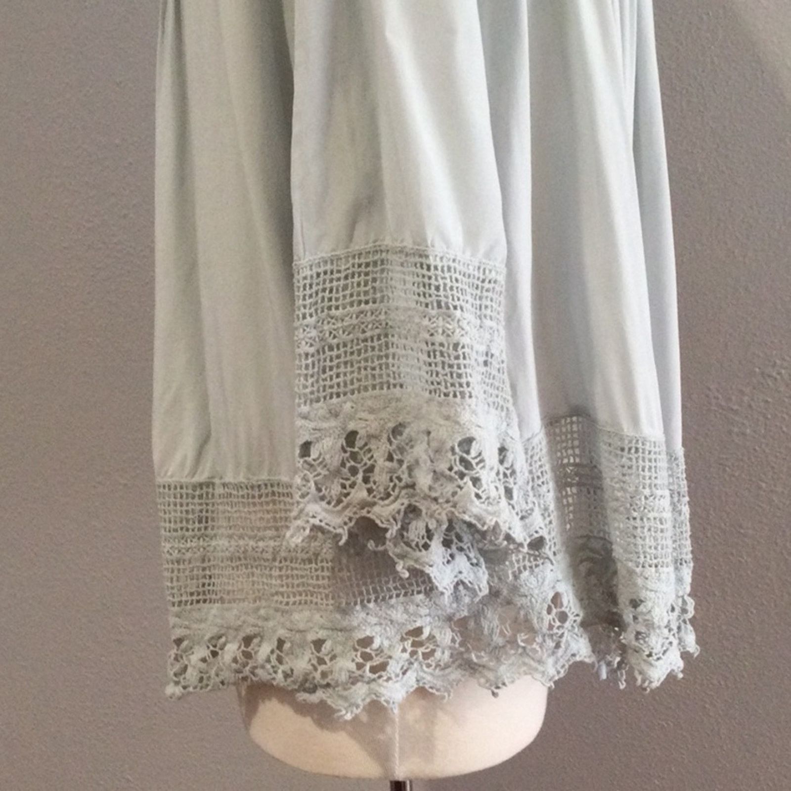 Other Solitaire by Ravi Khosla Pleated Gray Top Size 2X Size XXL / US 16-18 / IT 52-54 - 6 Thumbnail