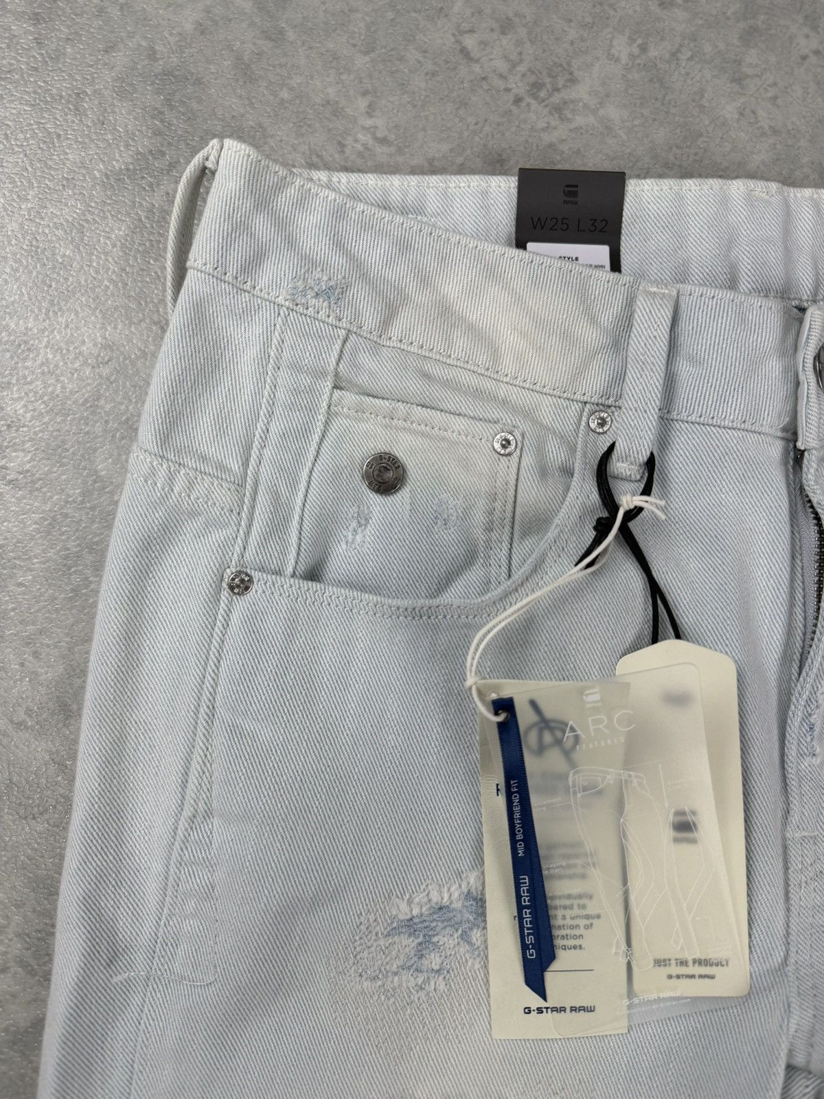 G-Star G-Star Raw Arc 3D Mid Boyfriend 7/8 Jeans Light Aged 25x32 Size 25" / US 0 / IT 36 - 6 Thumbnail
