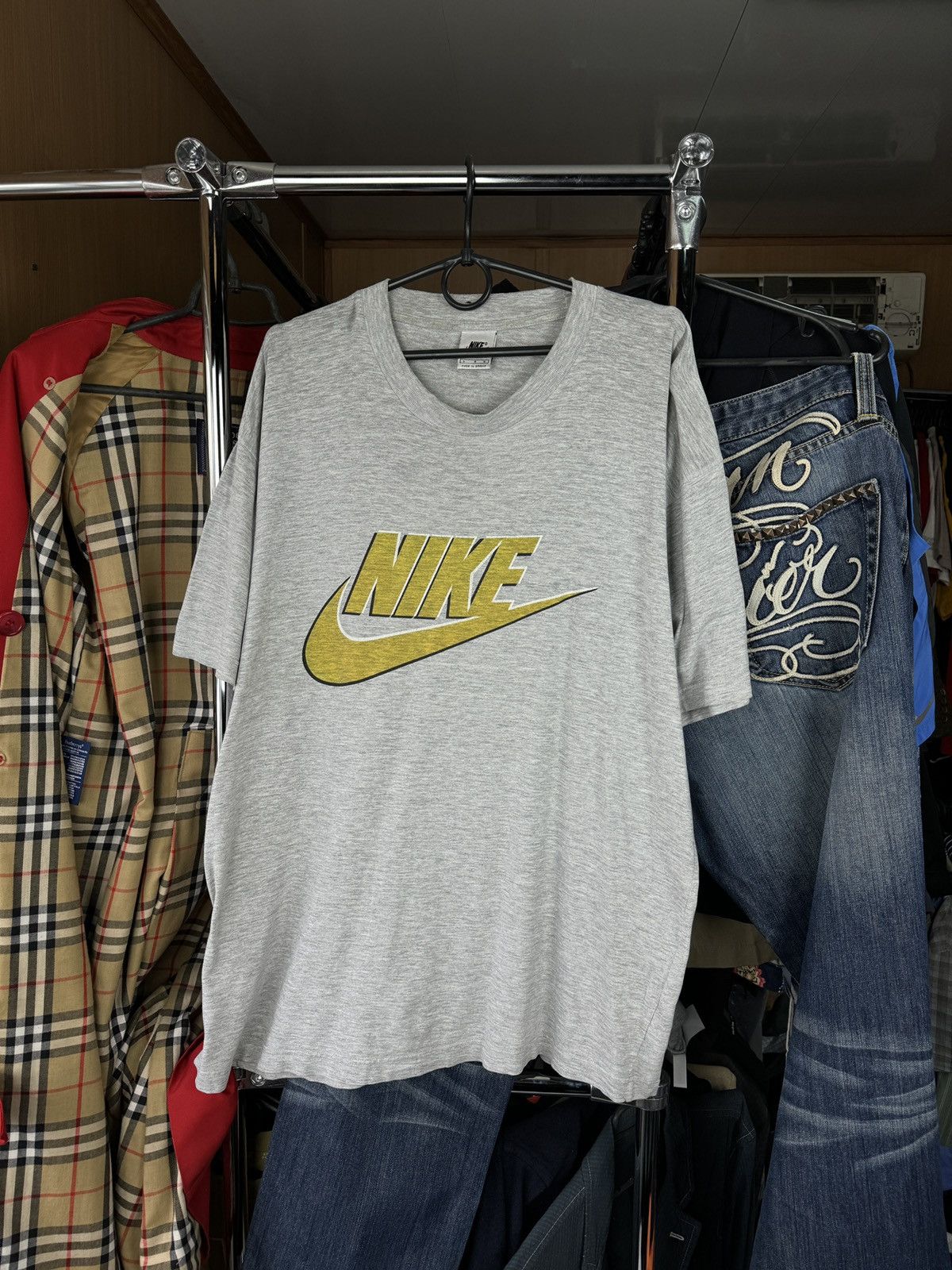 Nike Mens Vintage Nike Big Logo T Shirt rare y2k streetwear tee Size US L / EU 52-54 / 3 - 1 Thumbnail