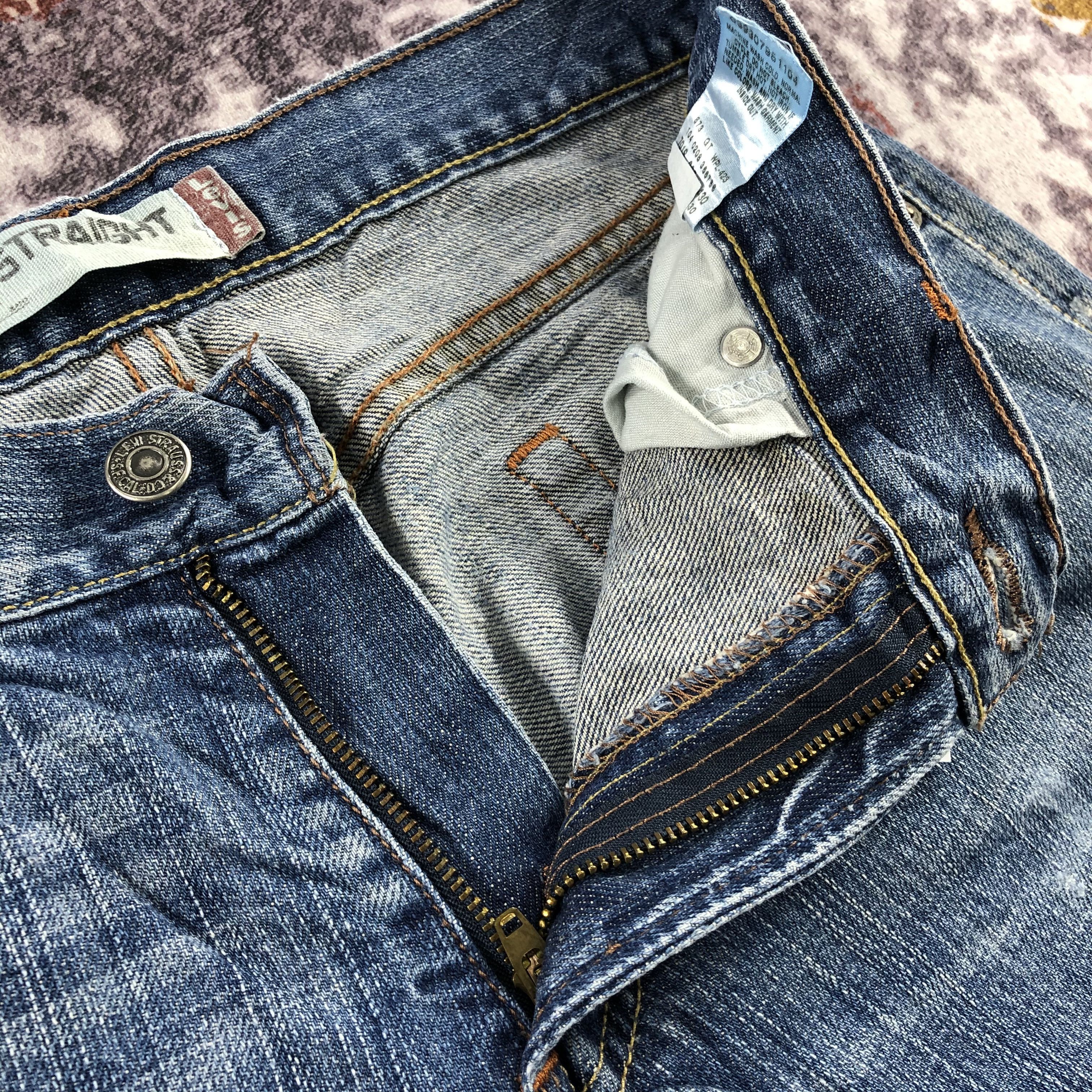 Levi's × Vintage Vintage Blue Wash Levis 514 Jeans-JM3137 Size US 31 - 10 Thumbnail