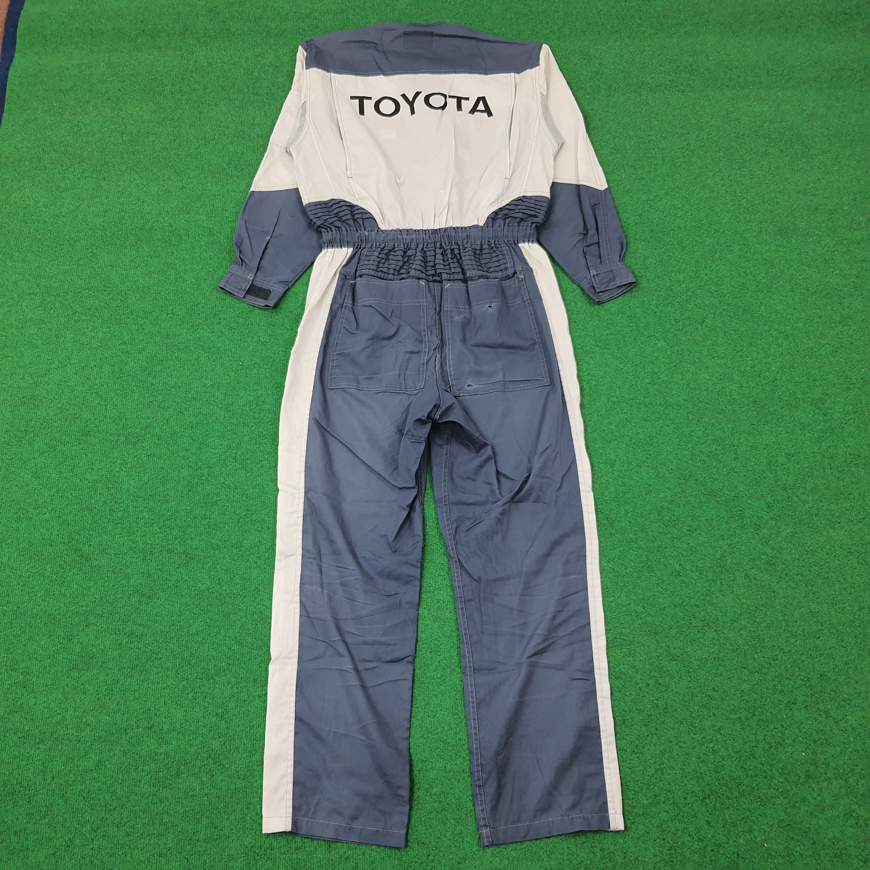 Japanese Brand × Vintage Vintage TOYOTA Tecno Racing Motorsports Coverall C232N12 Size US M / EU 48-50 / 2 - 2 Thumbnail