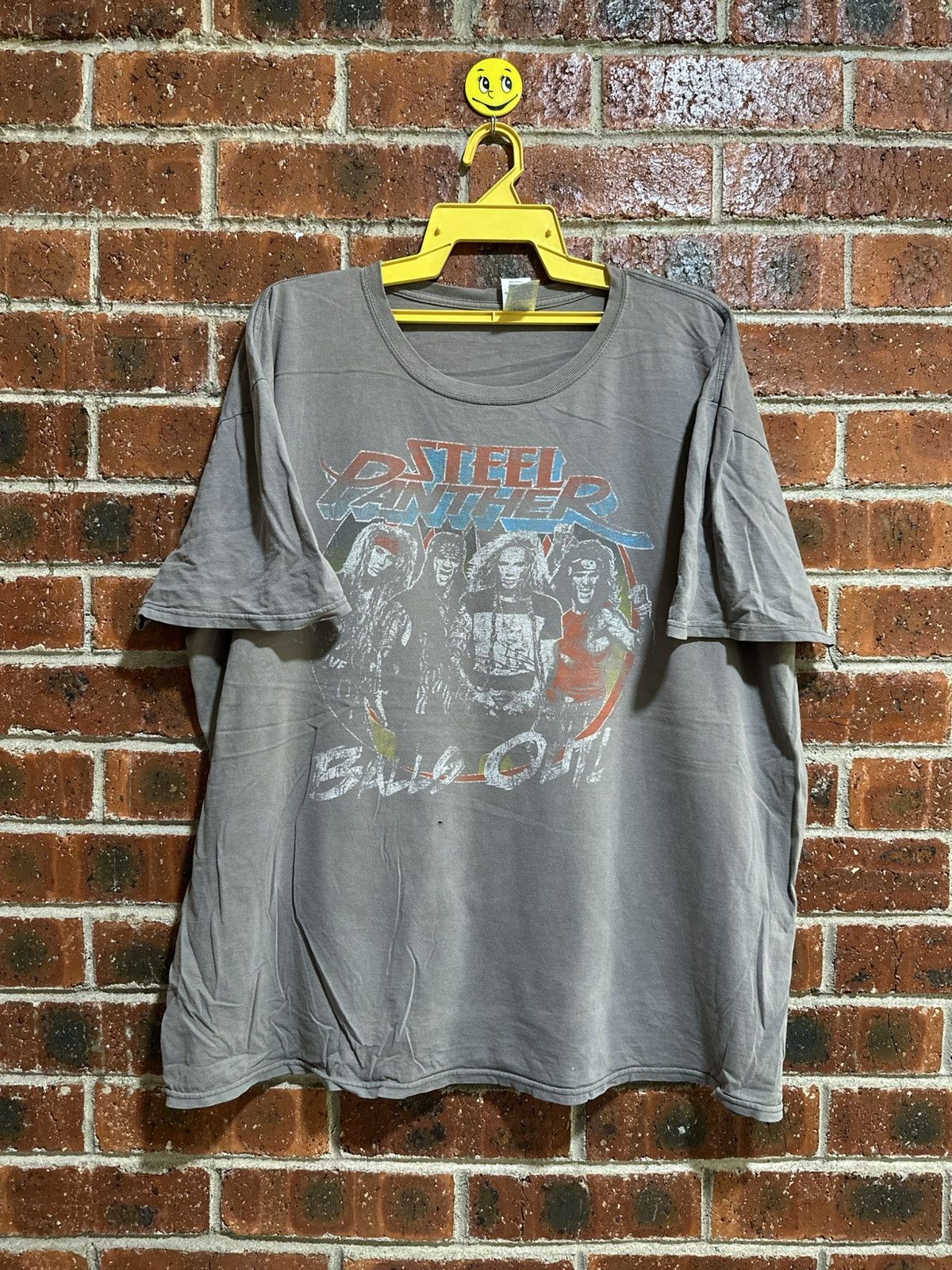 Band Tees × Vintage Vintage Steel Panther Tour Tee Faded Tee Size US XXL / EU 58 / 5 - 1 Thumbnail