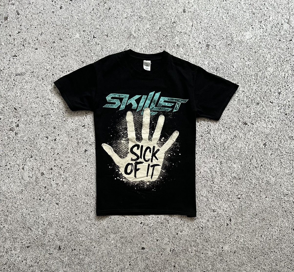 Band Tees Rare Skillet Sick Of It Retro Rock Music T-Shirt Y2K HYPE Size US M / EU 48-50 / 2 - 2 Thumbnail