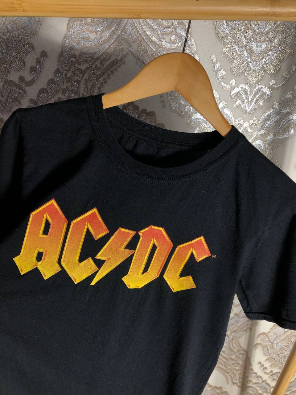 Band Tees VINTAGE AC/DC WORLD TOUR ROCK T-SHIRT RETRO METAL Y2K 90s Size US M / EU 48-50 / 2 - 2 Thumbnail