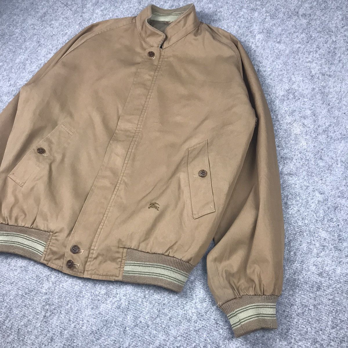 Burberry × Vintage VINTAGE BURBERRY KHAKI ZIPPER JACKET Size US M / EU 48-50 / 2 - 3 Thumbnail