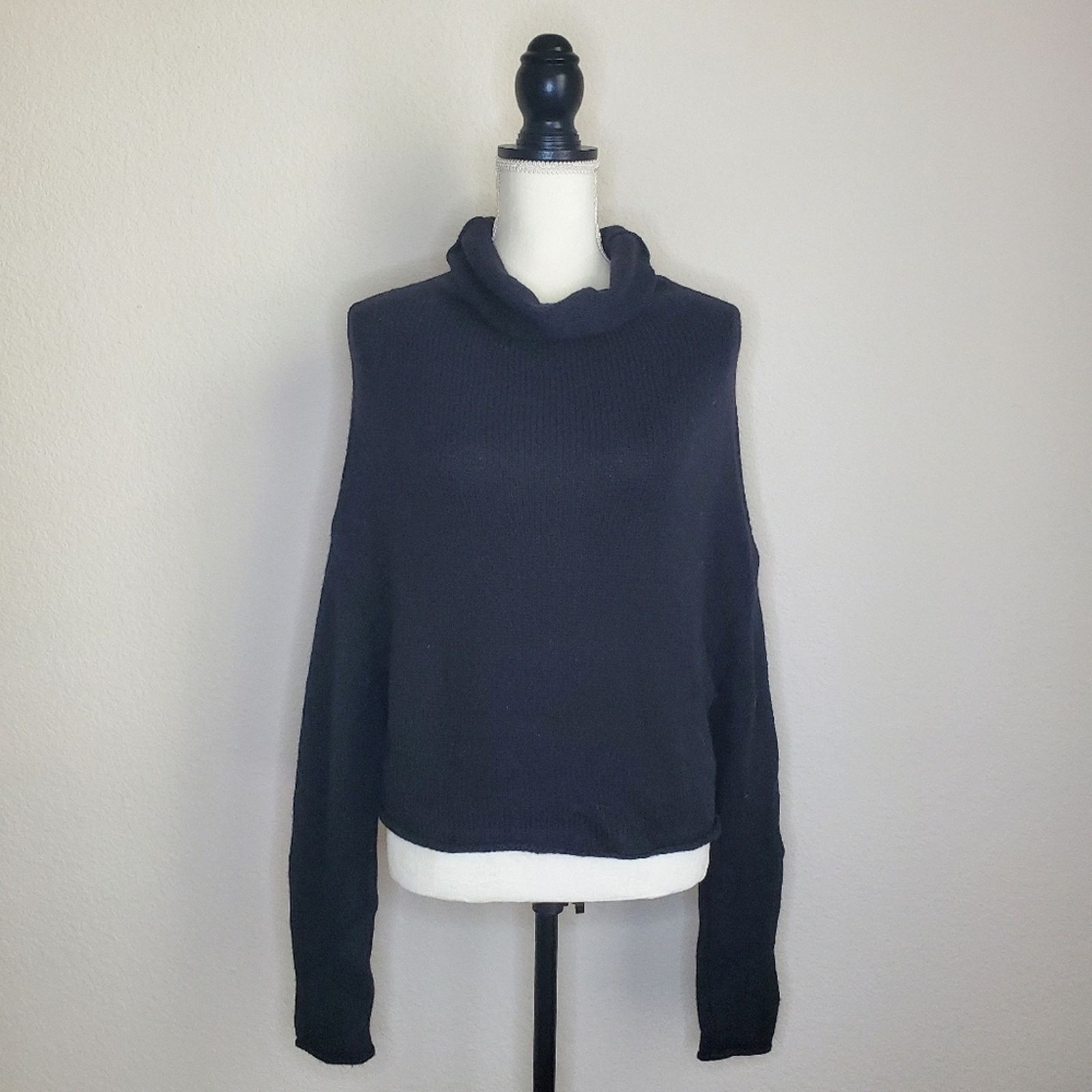 Vince Vince Wool Blend Cropped Sweater Small Size S / US 4 / IT 40 - 1 Thumbnail