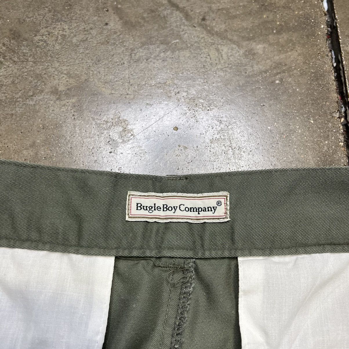 Bugle Boy Vintage 00s Y2K Bugle Boy Co. Causal Pleated Chino Pants Size US 34 / EU 50 - 6 Thumbnail