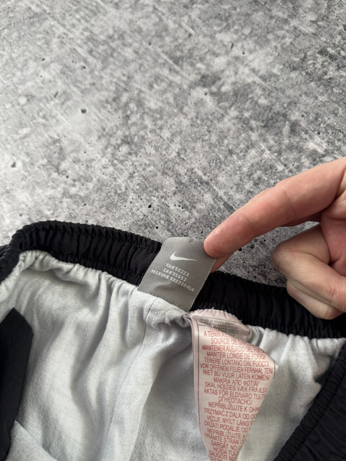 Nike Nike Vintage Track Pants Joggers 90s Sweatpants Black Size L Size US 34 / EU 50 - 9 Thumbnail