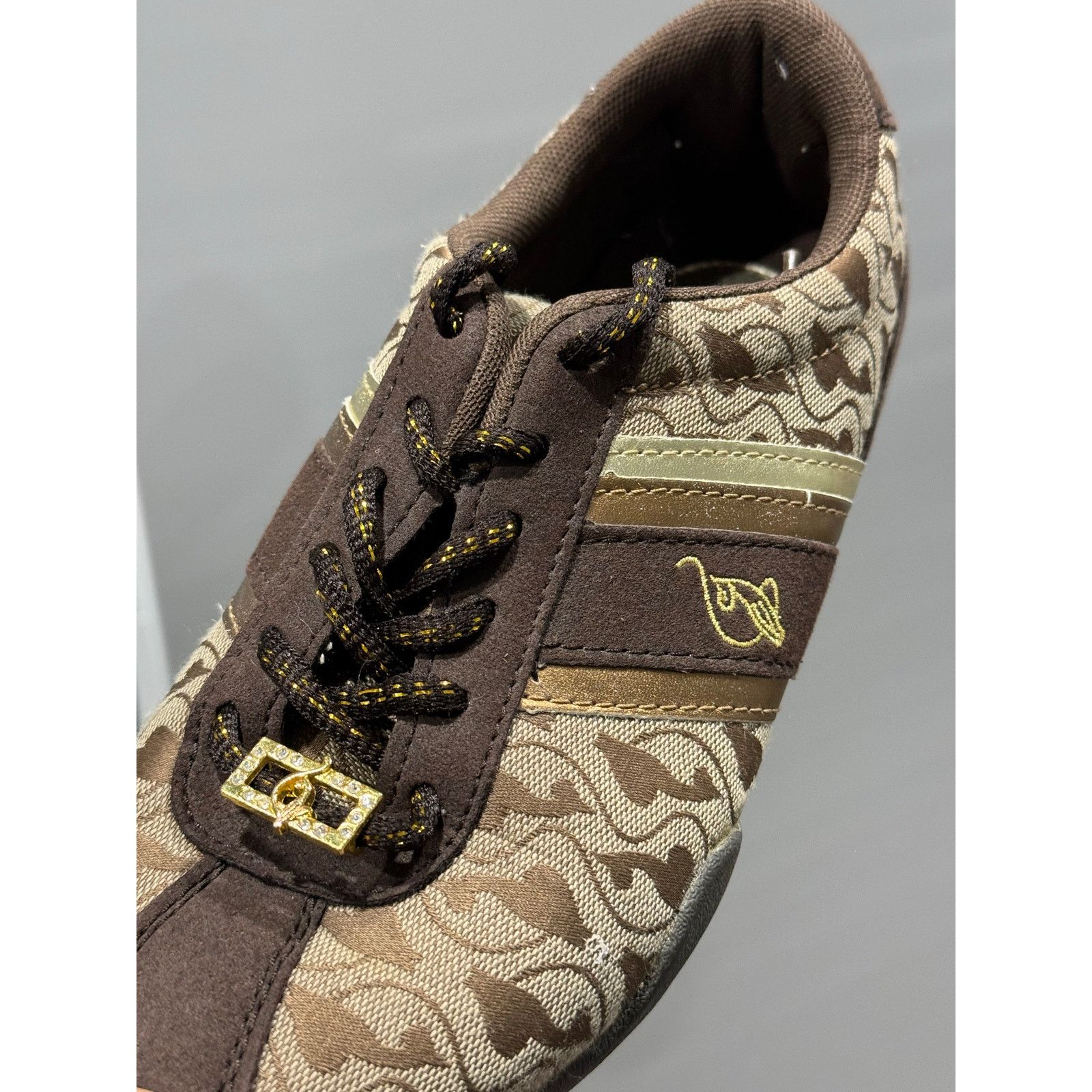 Vintage baby phat tennis shoes Size US 7 / IT 37 - 3 Thumbnail