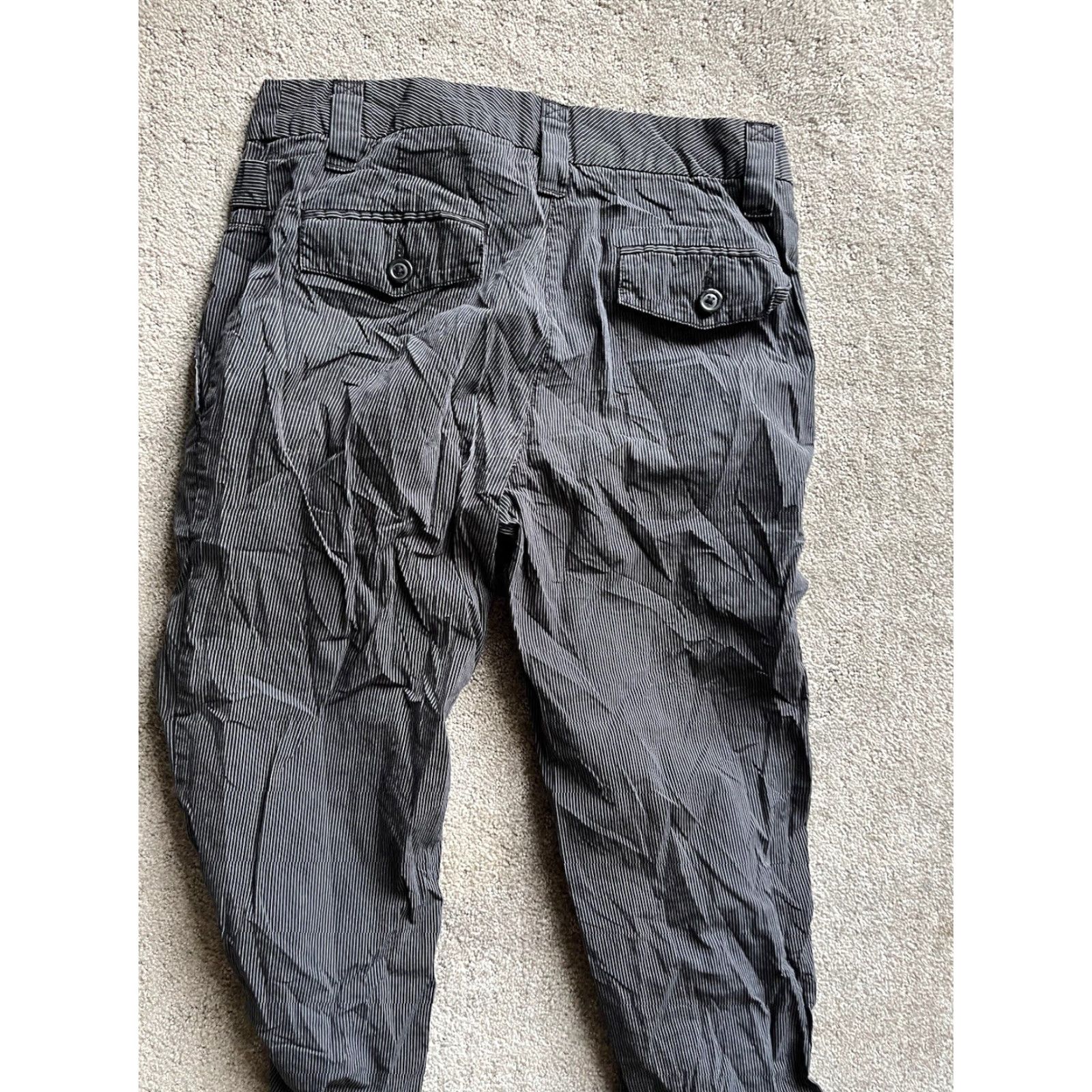 H&M H&M Pants Womens 6 Black PinStripe Back Elastic Waist Ankle Length Size 28" / US 6 / IT 42 - 4 Thumbnail