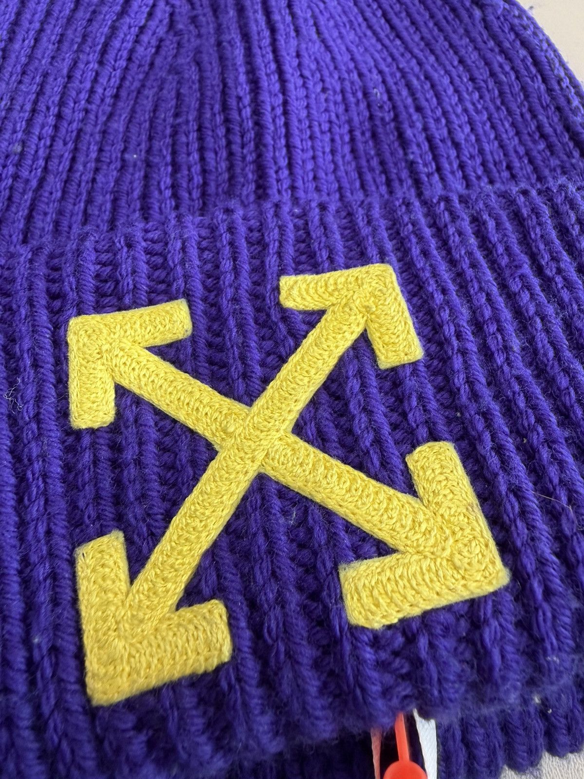 Off-White Arrows Ribbed Beanie NEW Size ONE SIZE - 2 Thumbnail