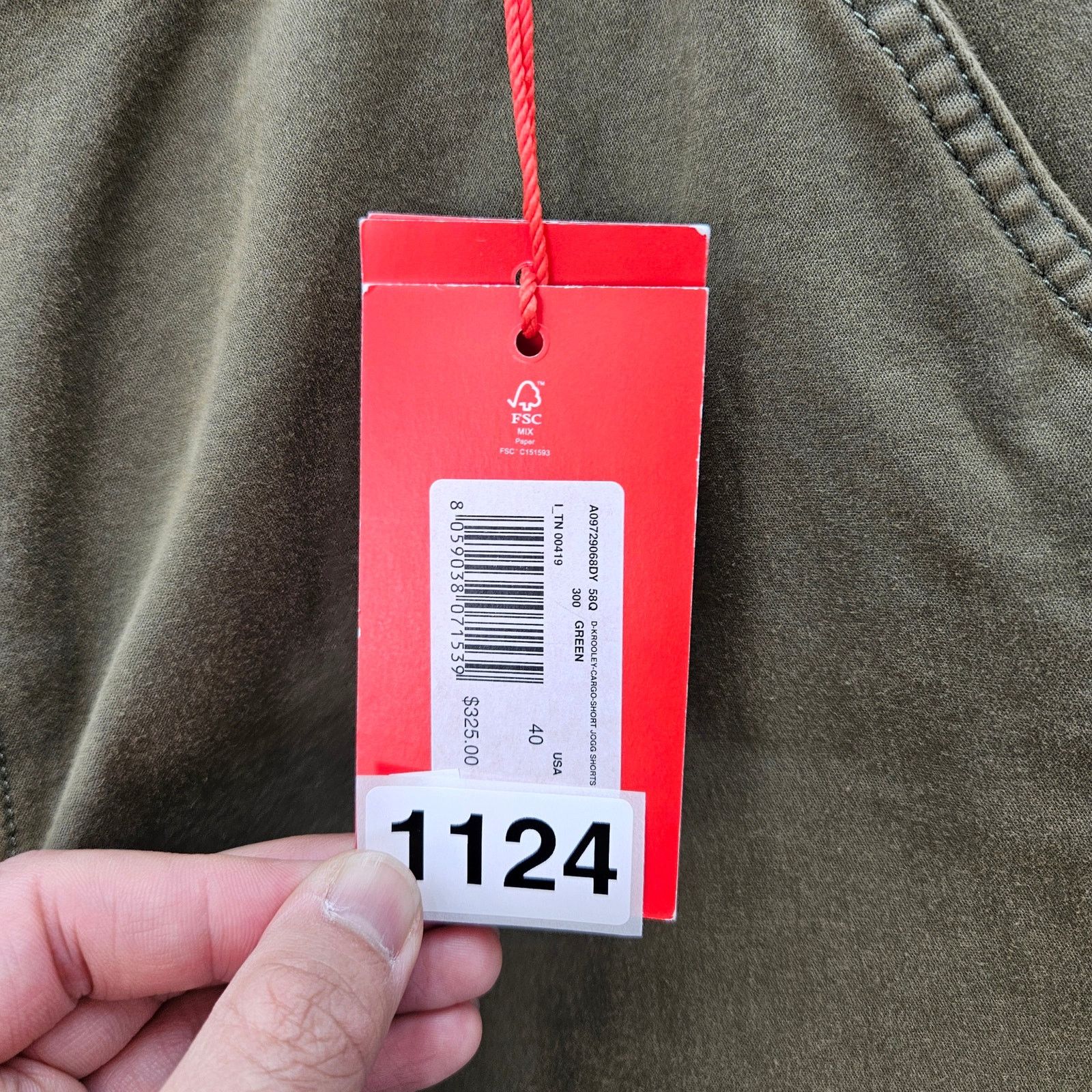 Diesel DIESEL MEN'S 40 D-KROOLEY CARGO SHORTS MILITARY GREEN $325 Size US 40 / EU 56 - 4 Thumbnail