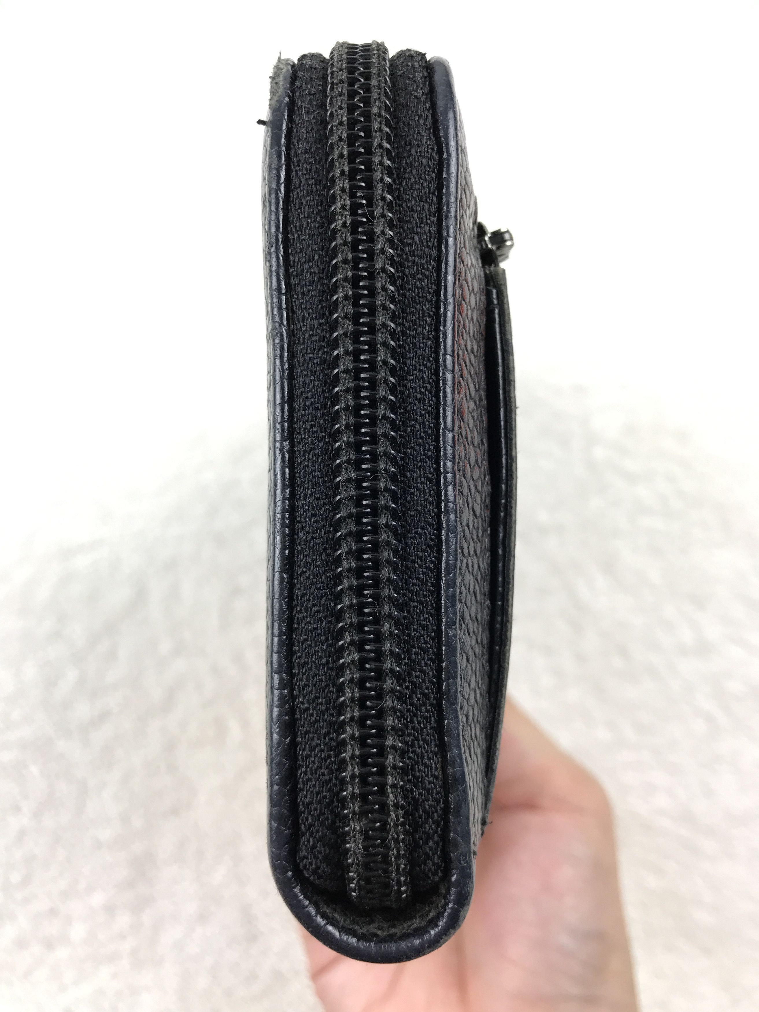 Chanel Vintage Chanel Black Caviar CC Logo Zip Around Long Wallet Size ONE SIZE - 4 Thumbnail
