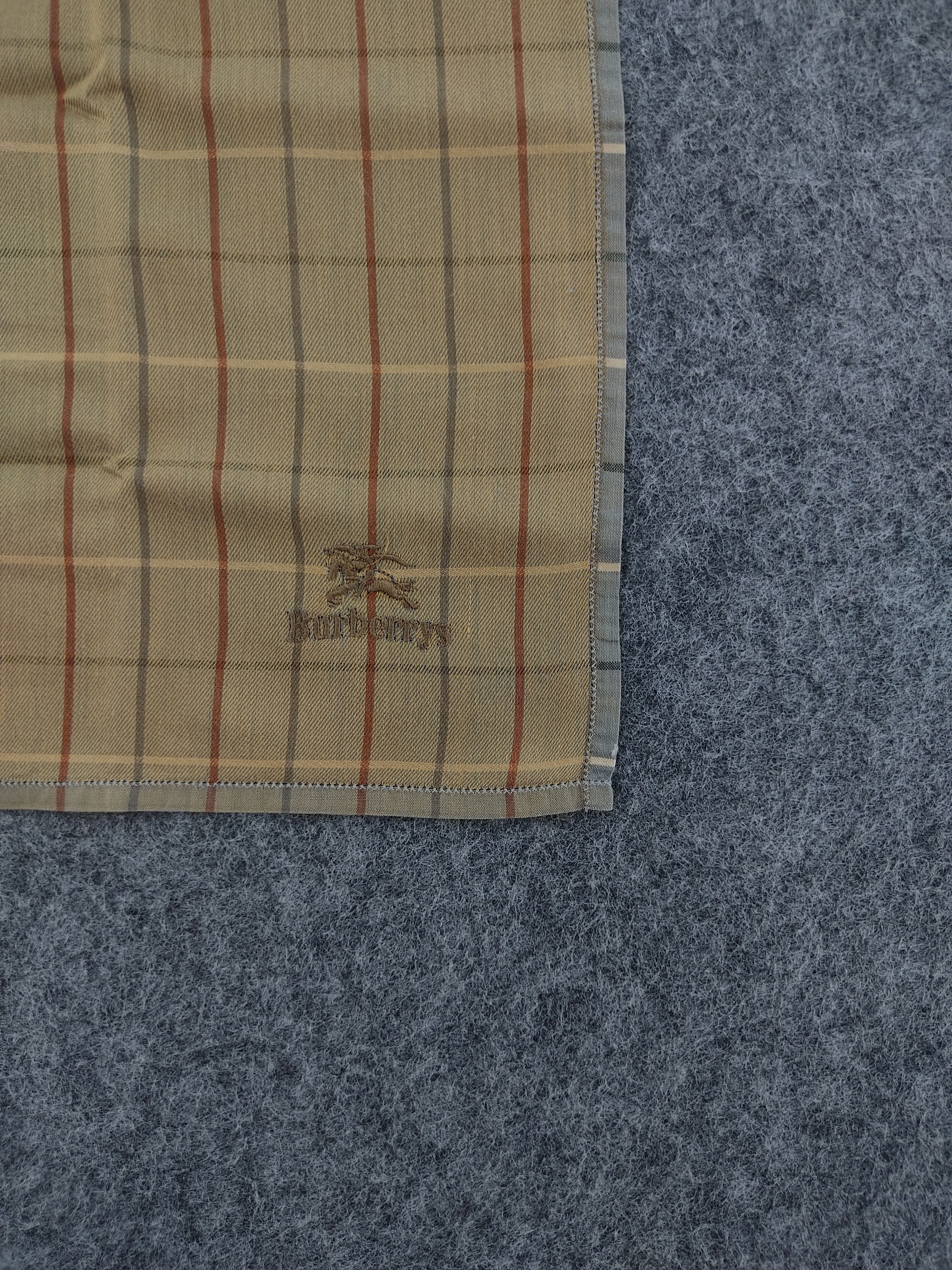 Burberry Vintage Burberry Handkerchief Neckerchief Bandana H058E Size ONE SIZE - 3 Thumbnail