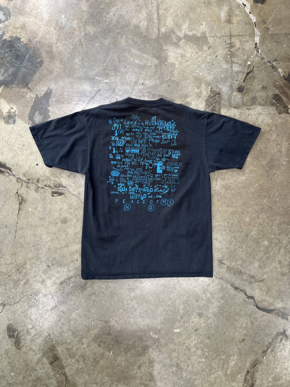 Band Tees Vintage 1993 An Emtional Fish Junk Puppets Tee XL Size US XL / EU 56 / 4 - 5 Thumbnail