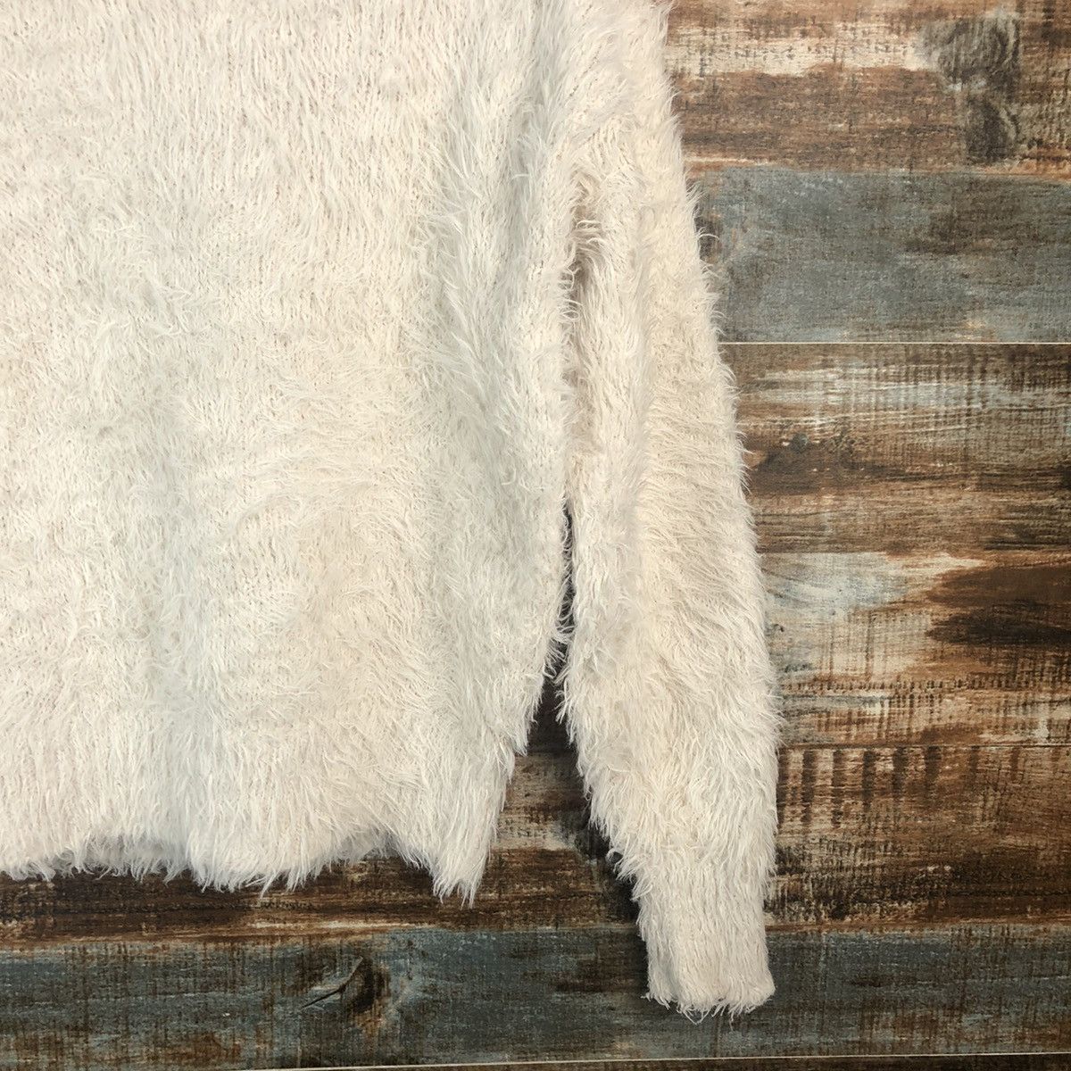 GU × Homespun Knitwear GU Japan White Mohair shaggy fur Knitwear #A1880 Size S / US 4 / IT 40 - 8 Thumbnail