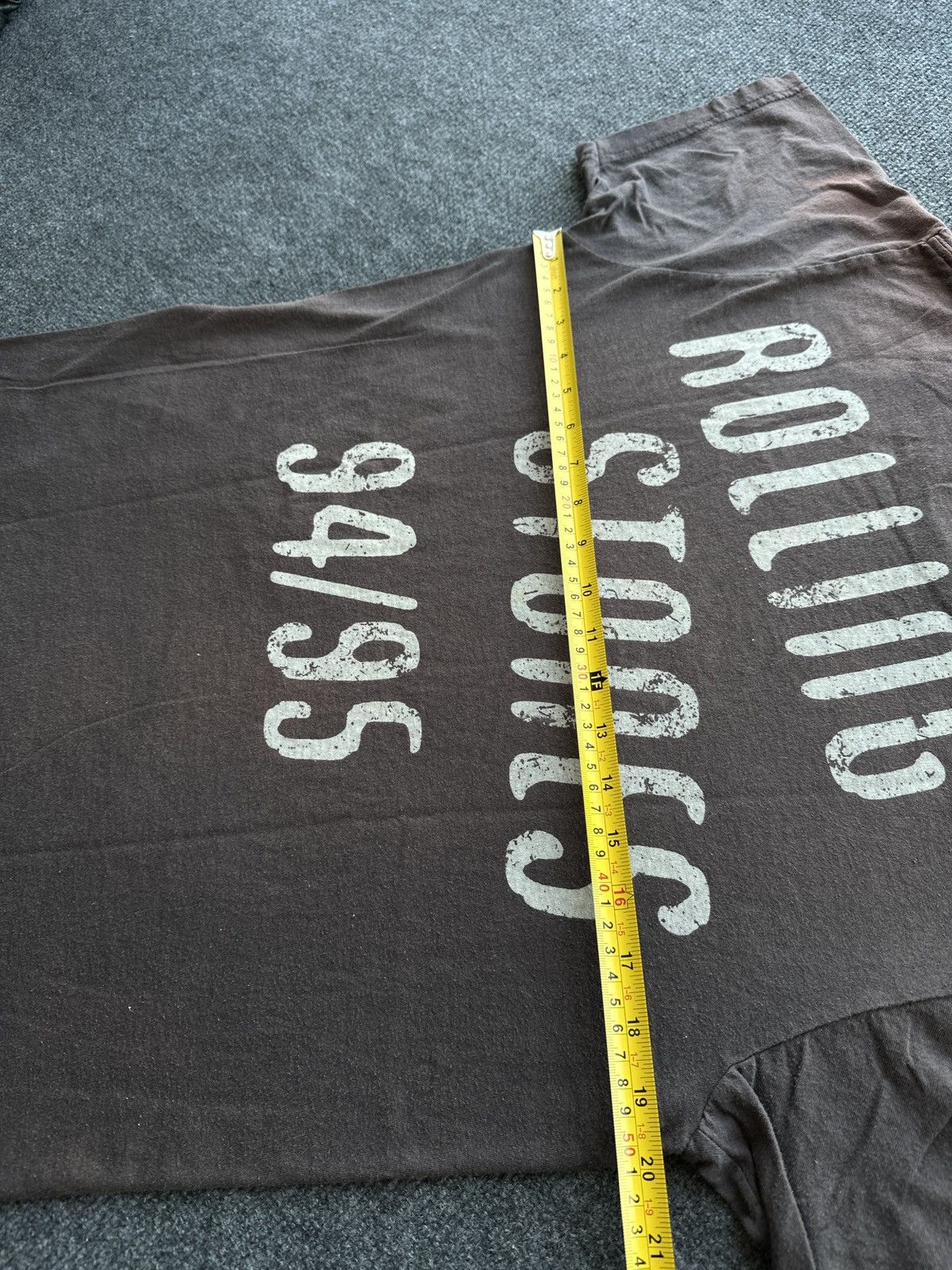 The Rolling Stones 2010🚨The Rolling Stones 94/95 t-shirt faded 2010 boxy band Size US M / EU 48-50 / 2 - 20 Thumbnail