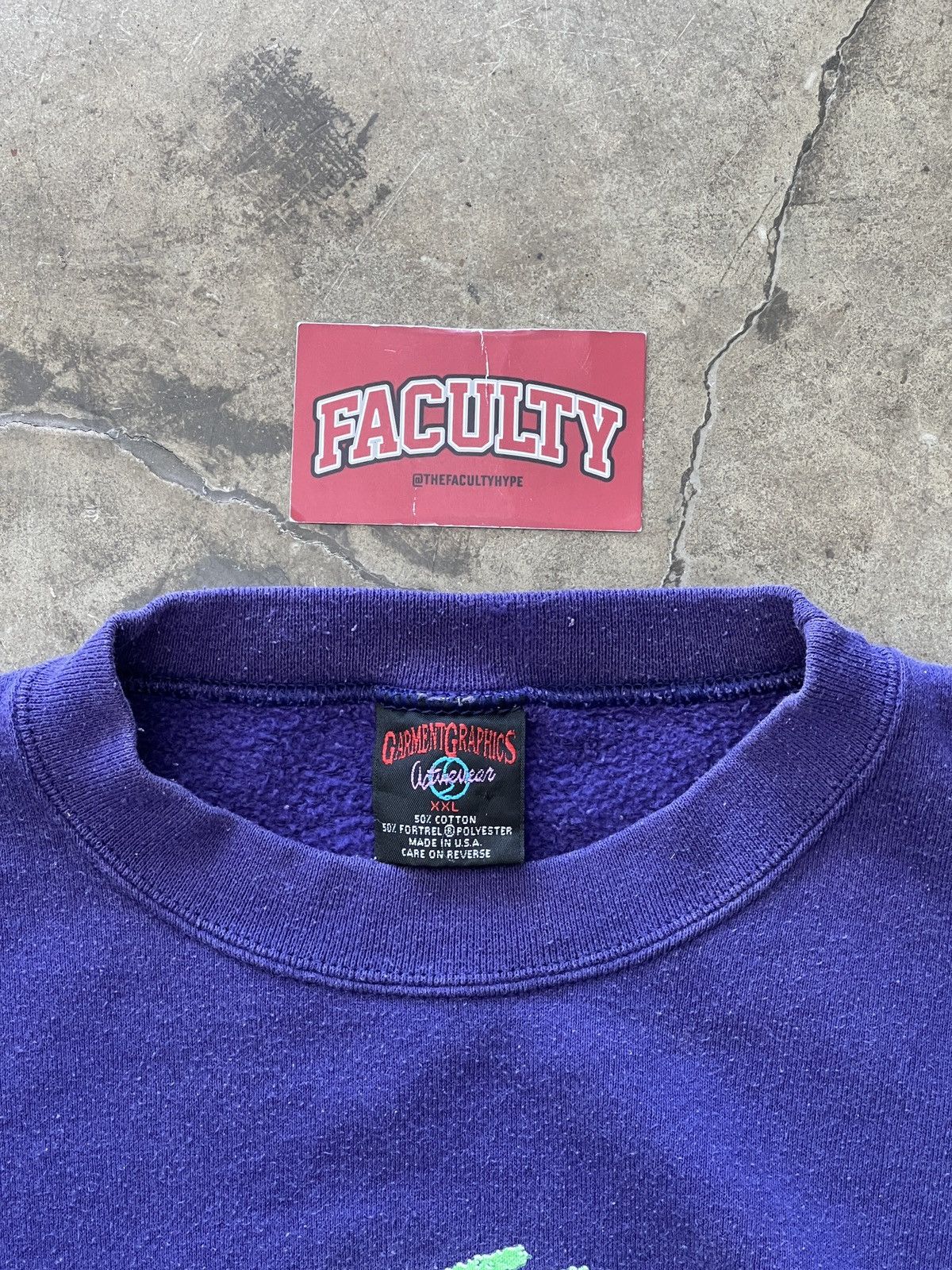 Vintage Vintage Jesus is Lord Neon Religious Crewneck XXL Size US XXL / EU 58 / 5 - 3 Thumbnail