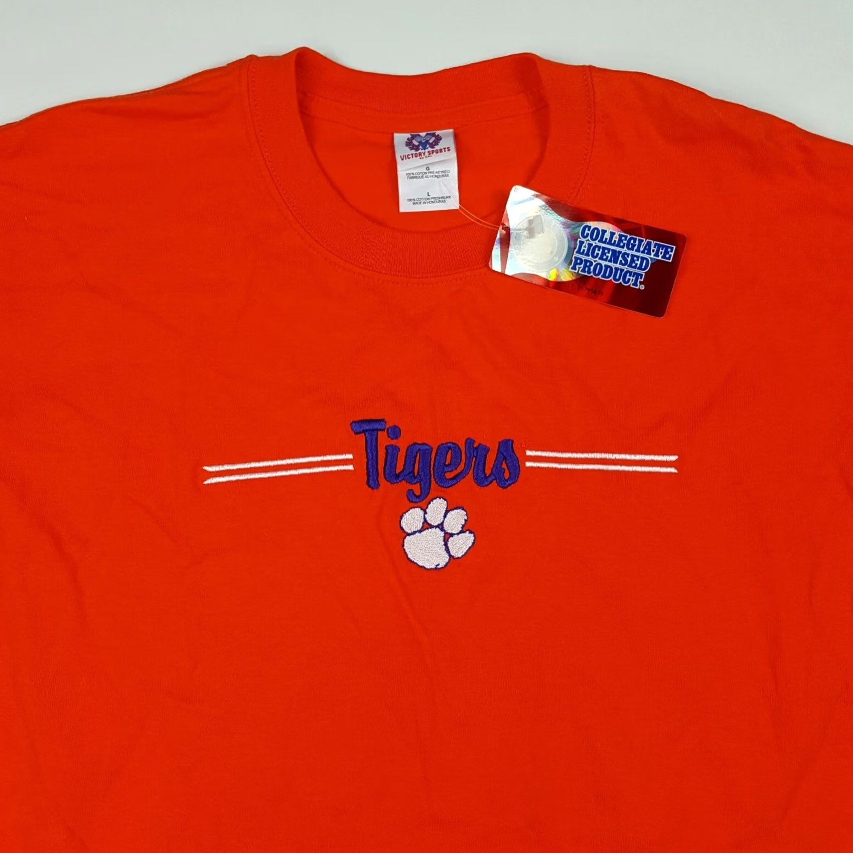 Victory Sportswear VINTAGE Auburn Tigers Men's Large NCAA University Basketball Logo T Shirt Size US L / EU 52-54 / 3 - 2 Thumbnail