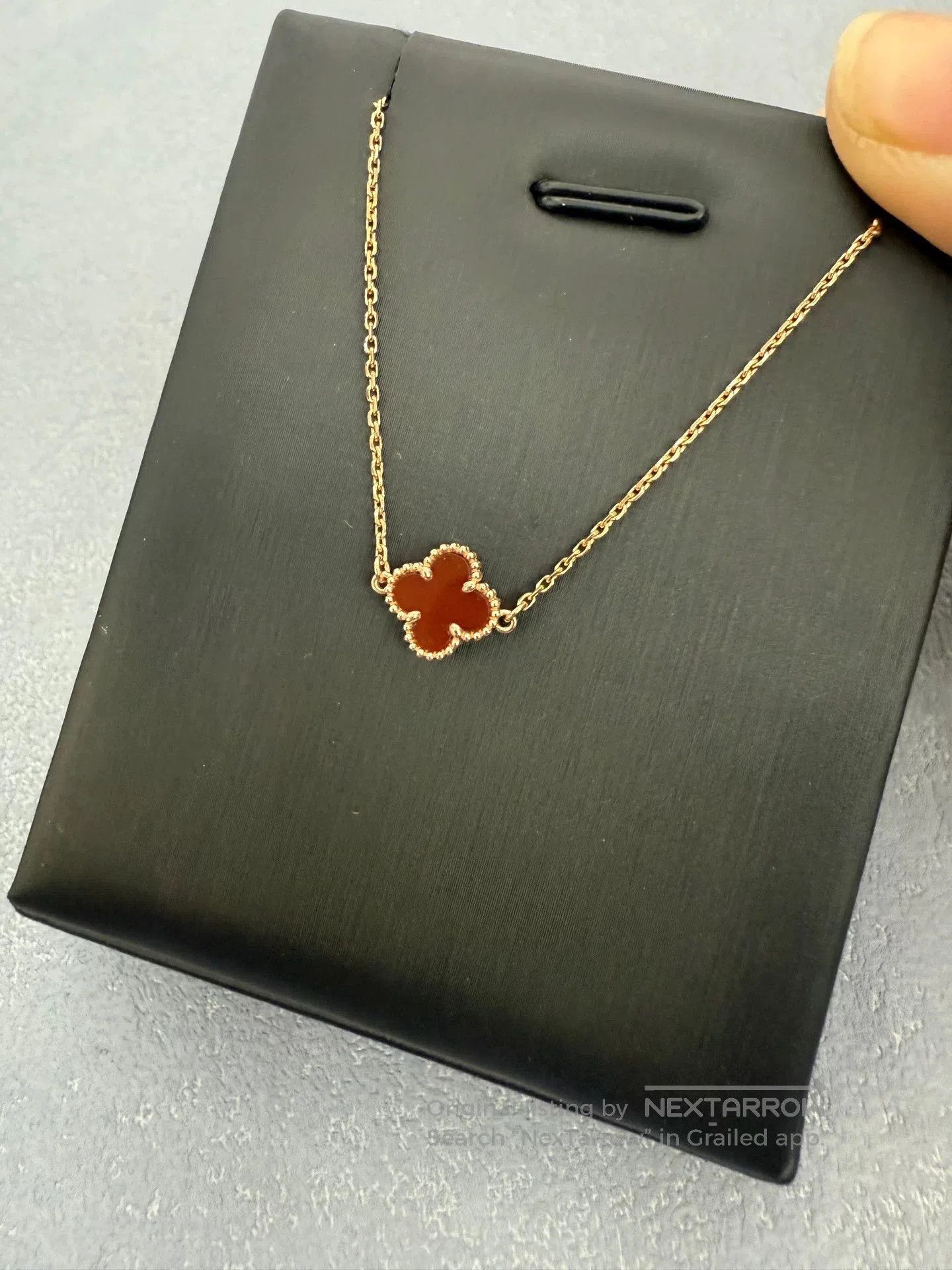 Van Cleef & Arpels Van Cleef Arpels Alhambra Carnelian Bracelet. Size ONE SIZE - 2 Thumbnail
