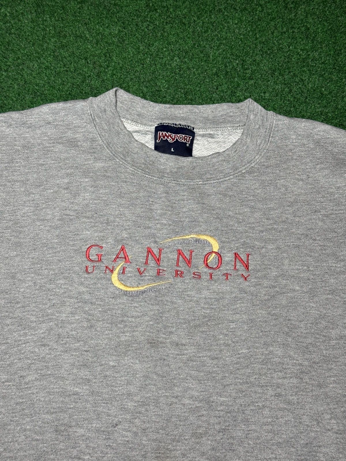 Vintage Vintage 90s Gannon University Retro Large College Sweatshirt Size US L / EU 52-54 / 3 - 2 Thumbnail