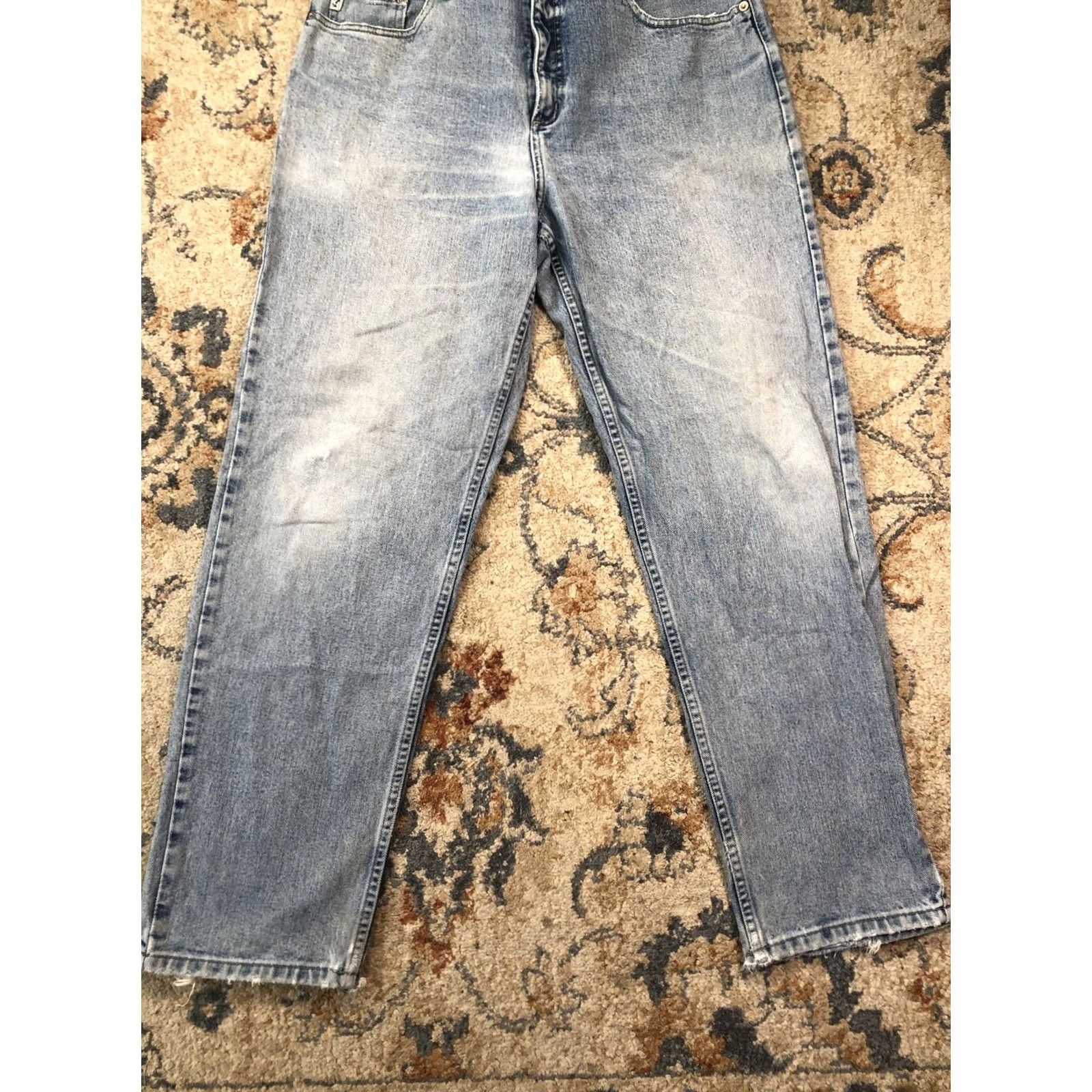 Guess VINTAGE Guess Jeans Mens 33x30 Blue Light Wash Straight Denim USA 90s BB110-30 Size US 33 - 4 Thumbnail