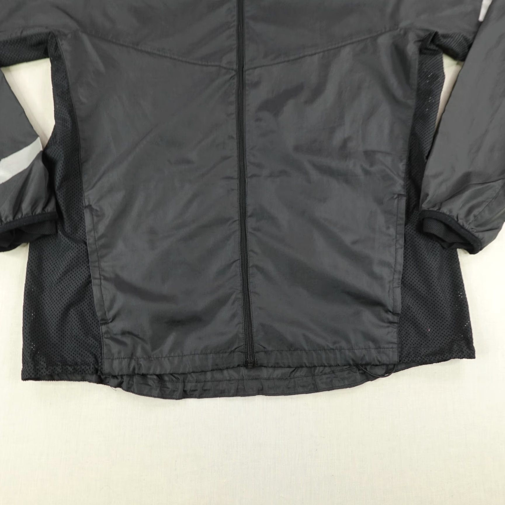 Nike Nike Jacket Men L Black Windbreaker Lightweigh t Reflective Full Zip Hooded Pockets Outdoor Sports Running & Walking Apparel Size US L / EU 52-54 / 3 - 3 Thumbnail