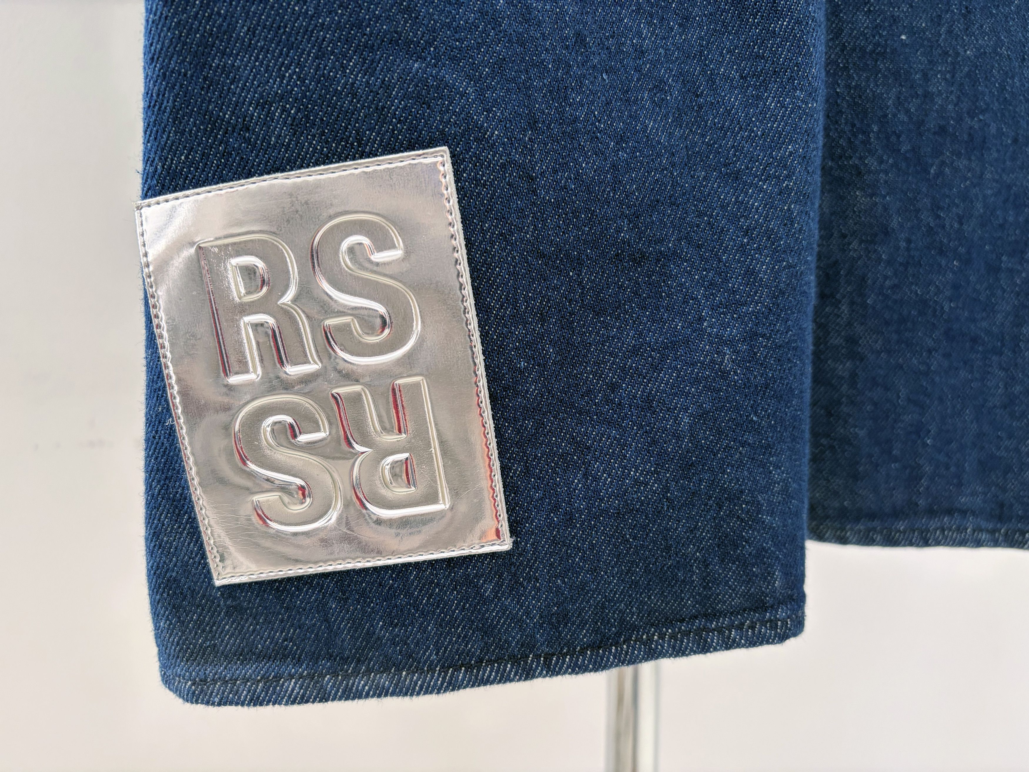 Raf Simons SS19 'Big Fit Shirt With Zipper' Blue Denim Size US M / EU 48-50 / 2 - 5 Thumbnail