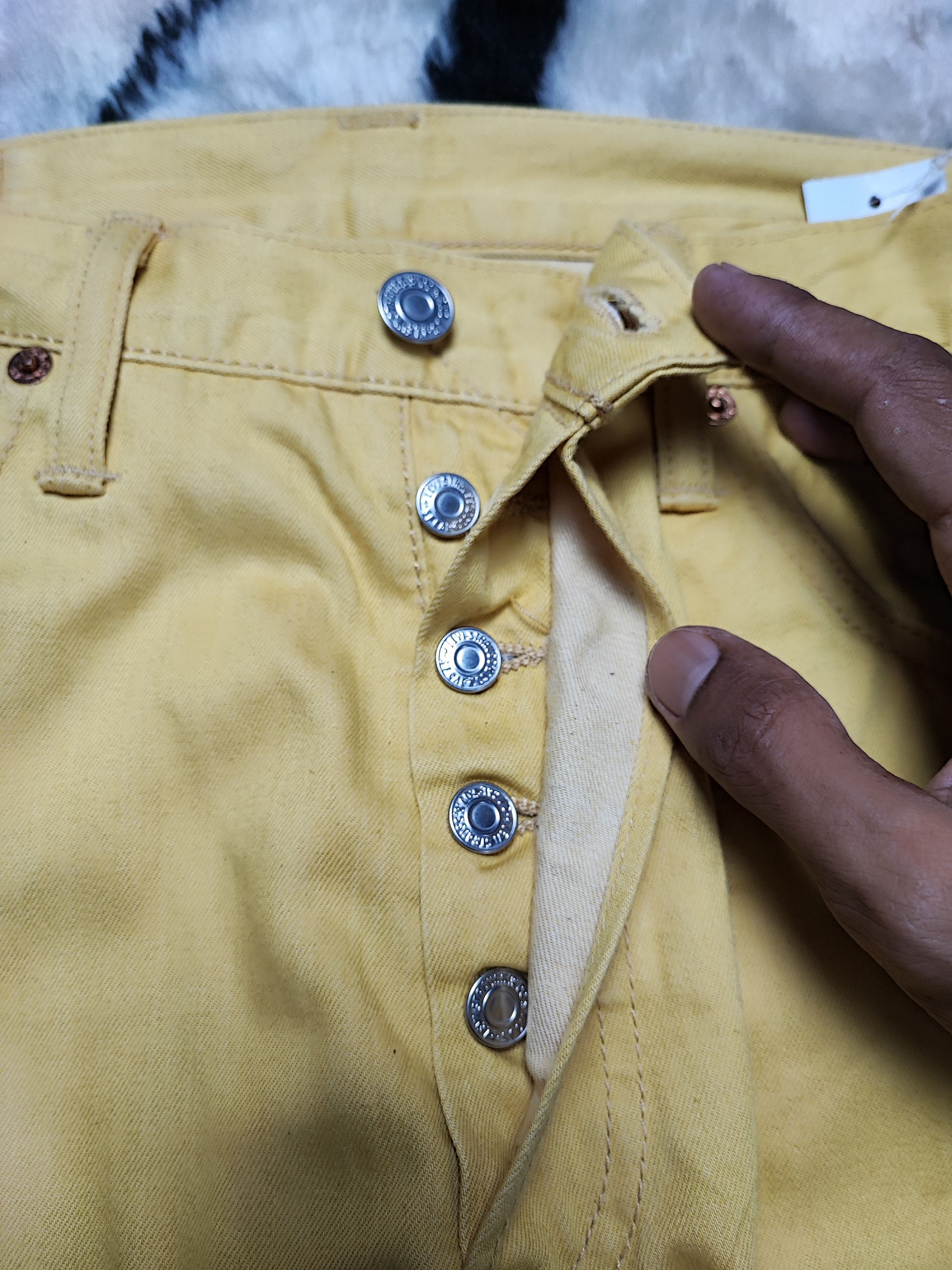 Levi's Levi’s 501 Button Fly Yellow Jeans Straight Cut Size US 31 - 9 Thumbnail