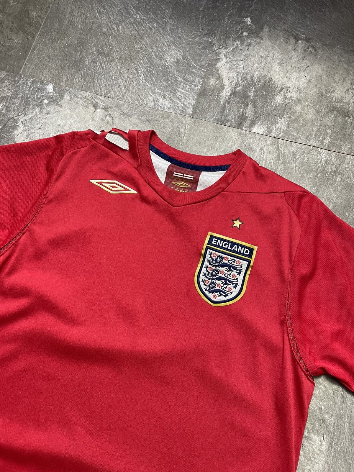 Umbro Umbro England 2006 2008 National Team Soccer Jersey Red M Size US M / EU 48-50 / 2 - 2 Thumbnail