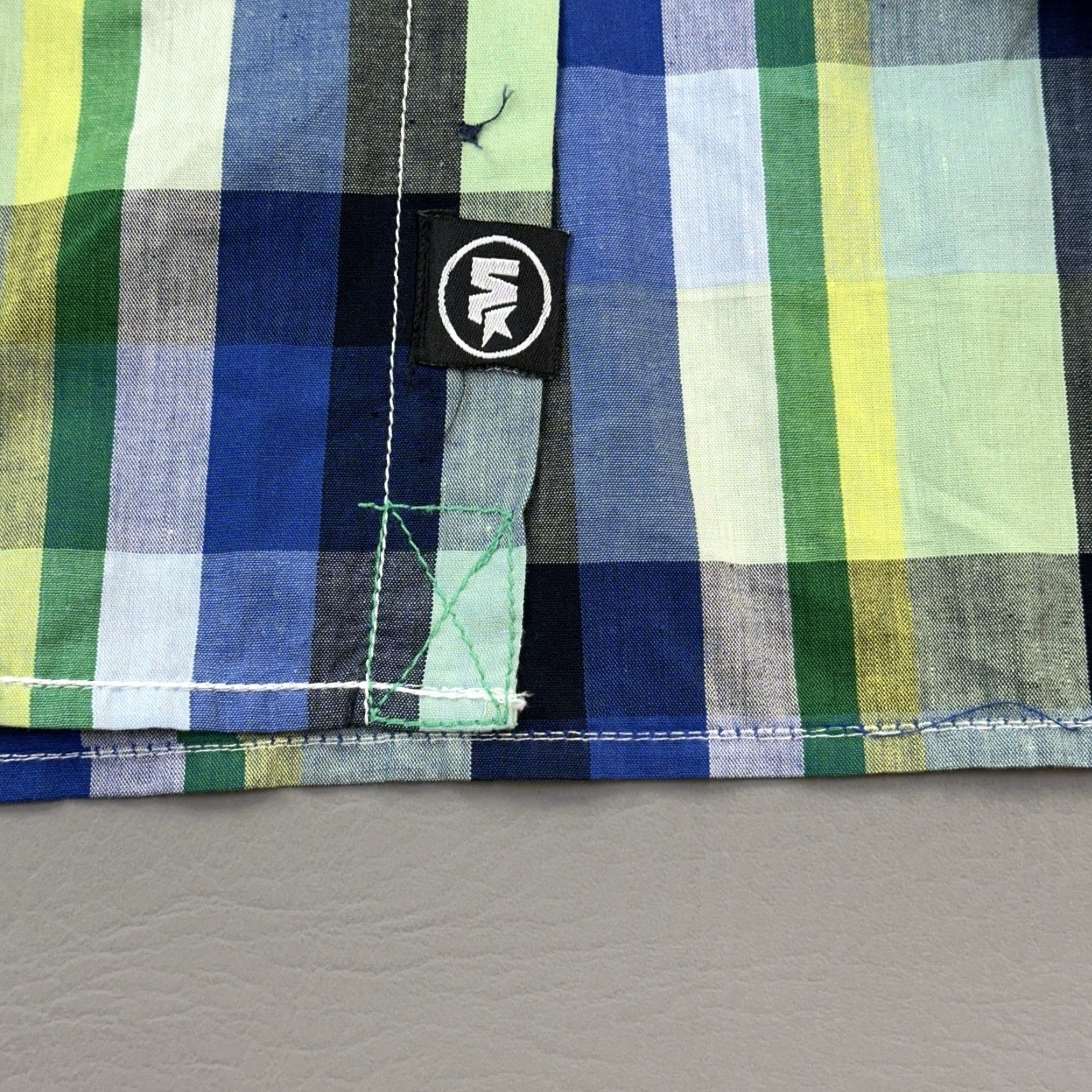 Vintage VINTAGE Mecca Shirt Mens XL Green Plaid Button-Up Embroidered Hip Hop Y2K NWT Size US XL / EU 56 / 4 - 4 Thumbnail