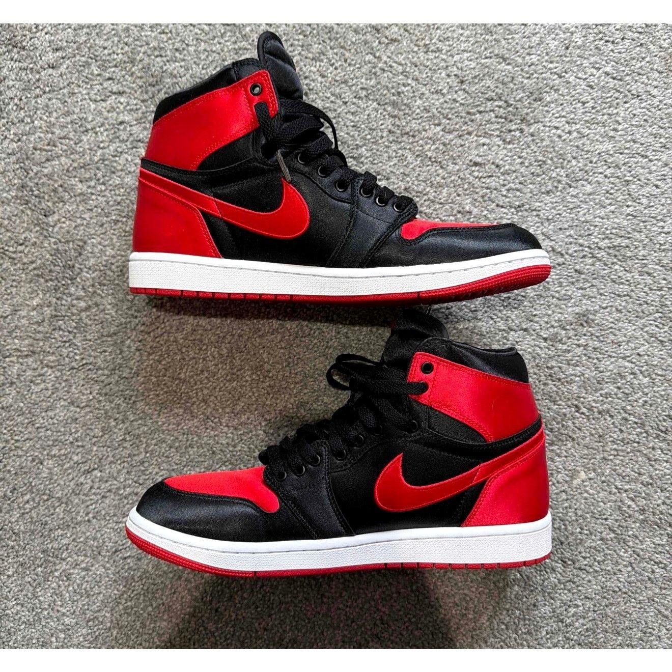 Jordan Brand Womens Air Jordan 1 Retro Satin Bred FD4810-061 Size 12W Size US 12 / IT 42 - 2 Thumbnail