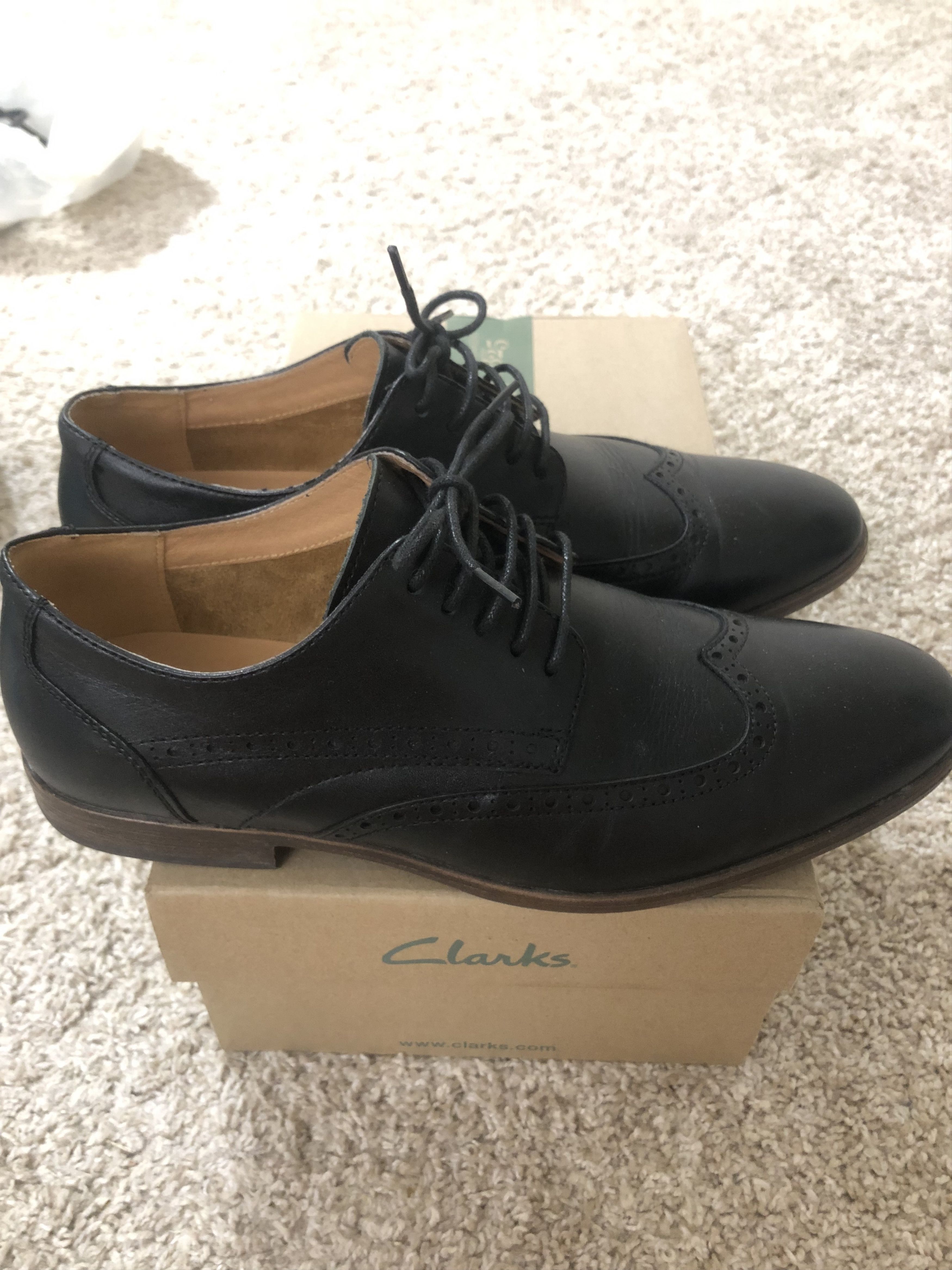 Clarks Clarks Men’s Wing tip dress shoes Size US 8 / EU 41 - 3 Thumbnail