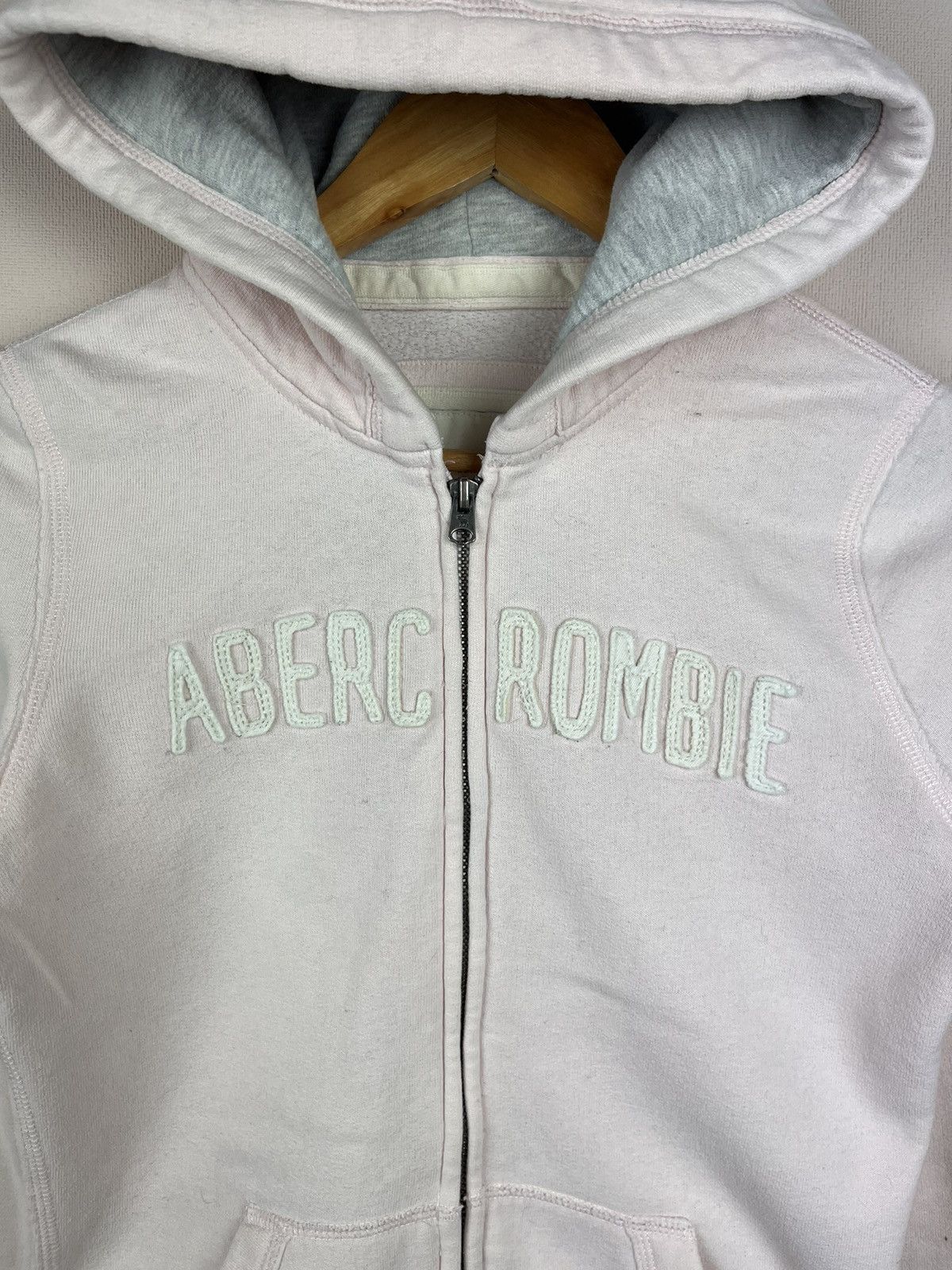 Abercrombie & Fitch Abercrombie & Fitch Y2K Muscle Women's Zip Up Hoodie White Size XL / US 12-14 / IT 48-50 - 2 Thumbnail