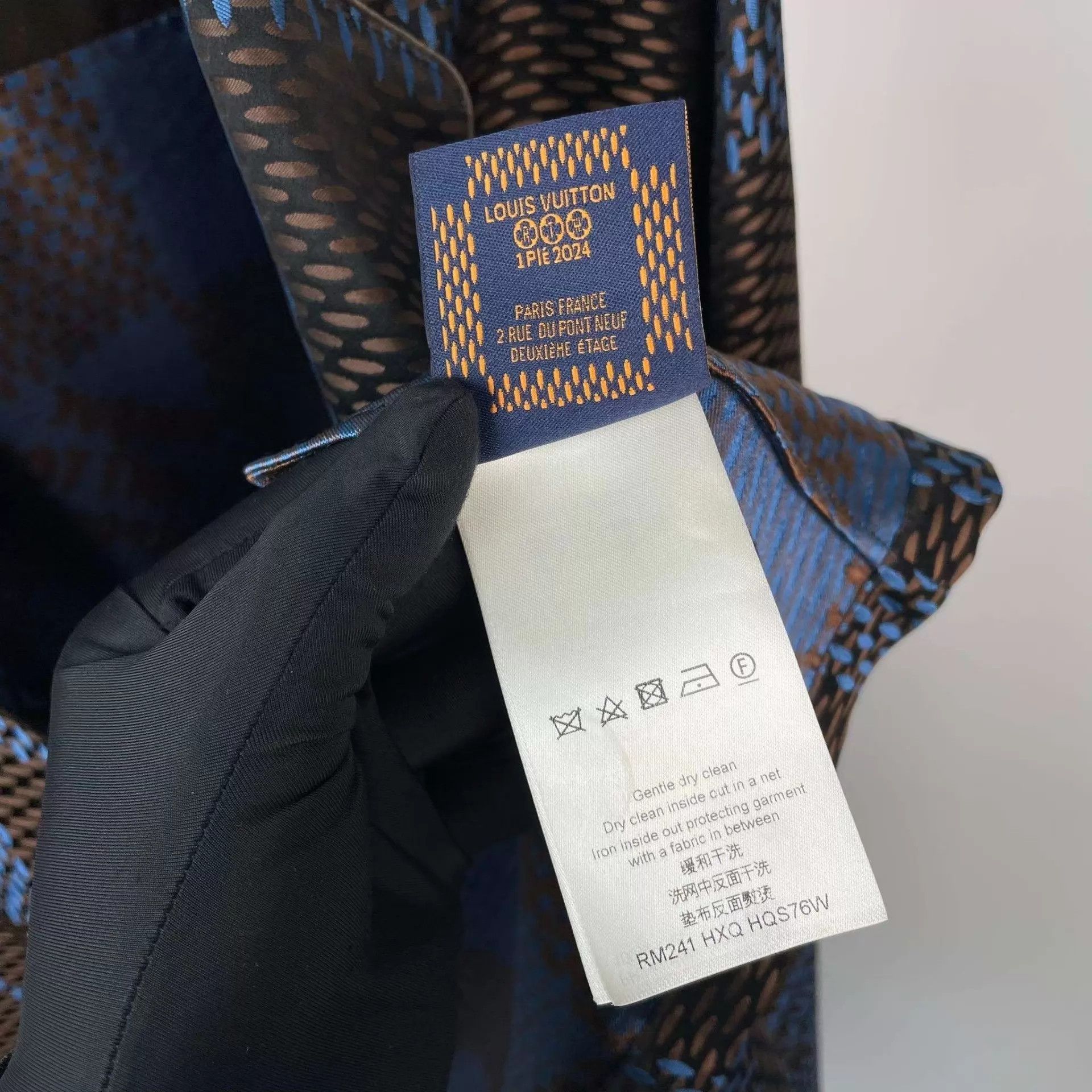 Louis Vuitton 98 New LV Monogram blue XL jacket Size US XL / EU 56 / 4 - 5 Thumbnail