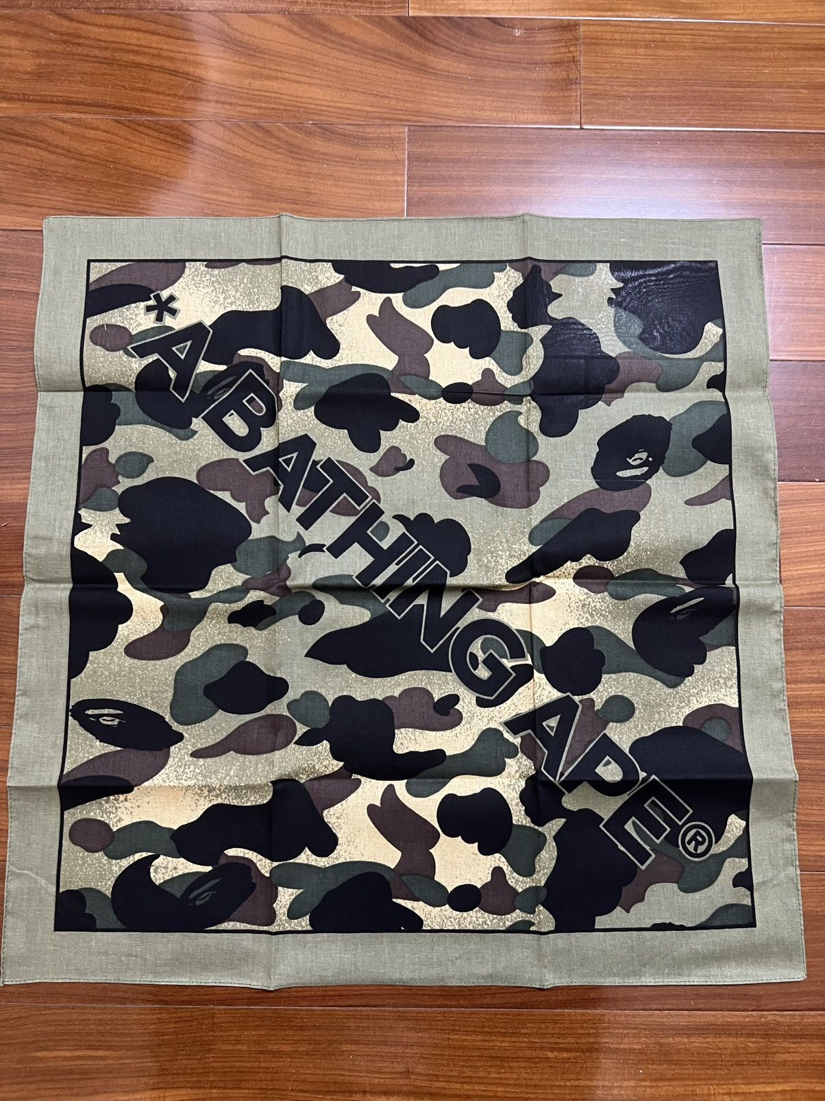 Bape Bape 1ST CAMO Bandana Size ONE SIZE - 3 Thumbnail