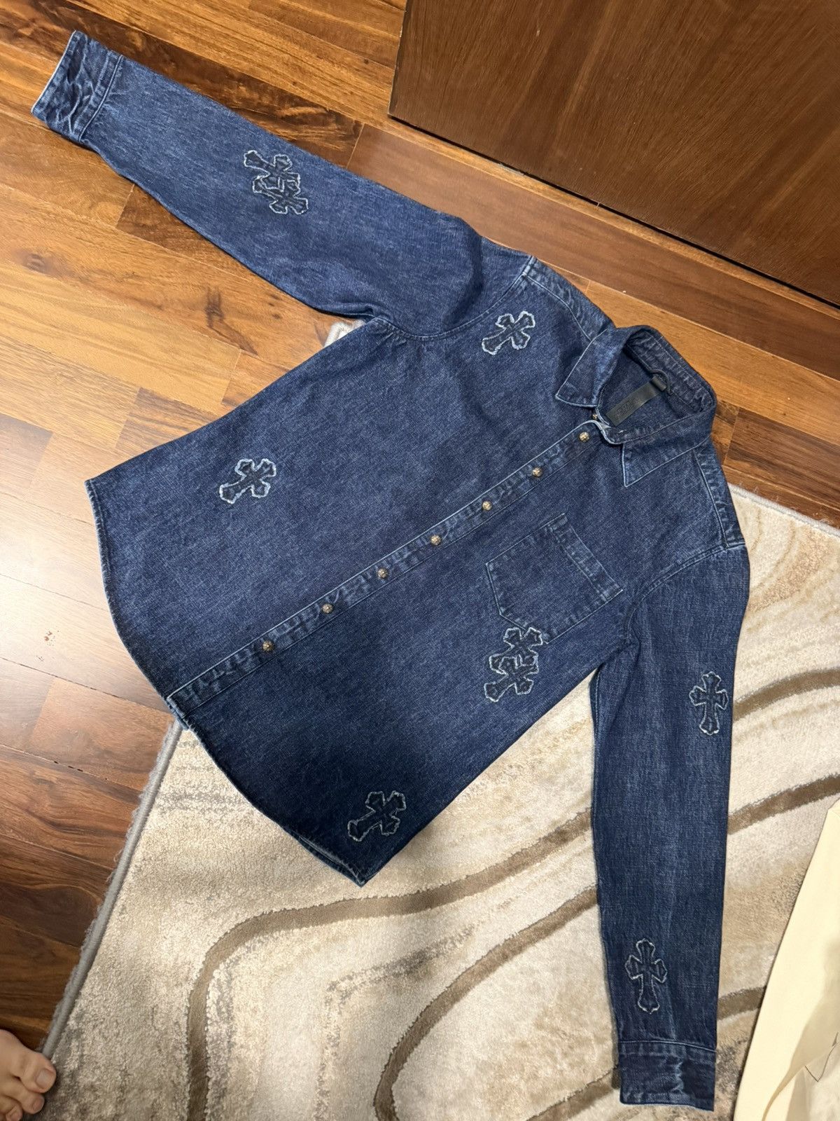 Chrome Hearts Chrome Hearts Cross Patch Denim Jacket Size US XL / EU 56 / 4 - 1 Thumbnail