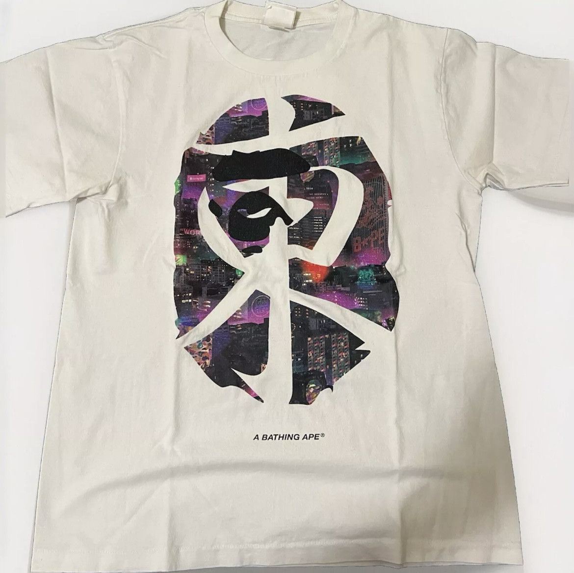 Bape Bape Neon Tokyo Kanji T-Shirt Size US M / EU 48-50 / 2 - 1 Thumbnail
