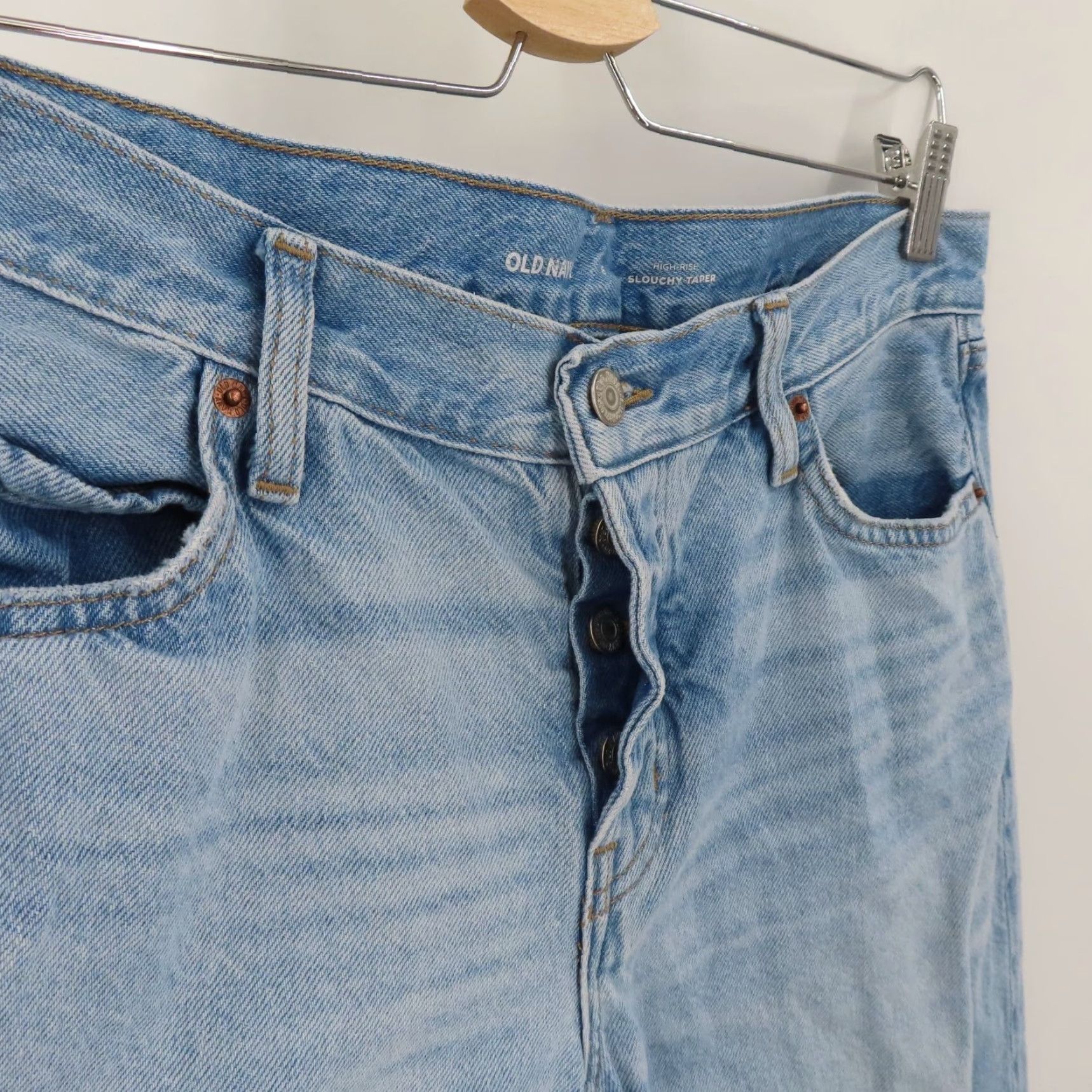 Old Navy Old Navy Womens Jeans 6 High Rise Slouchy Taper Light Wash Denim Button Fly Size 28" / US 6 / IT 42 - 3 Thumbnail