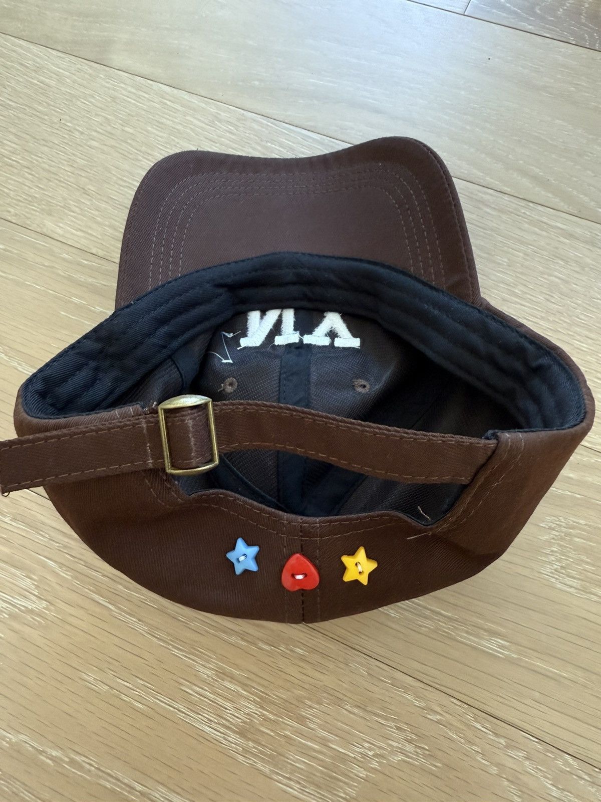 Other Brown New York Hat with Buttons Size ONE SIZE - 5 Thumbnail