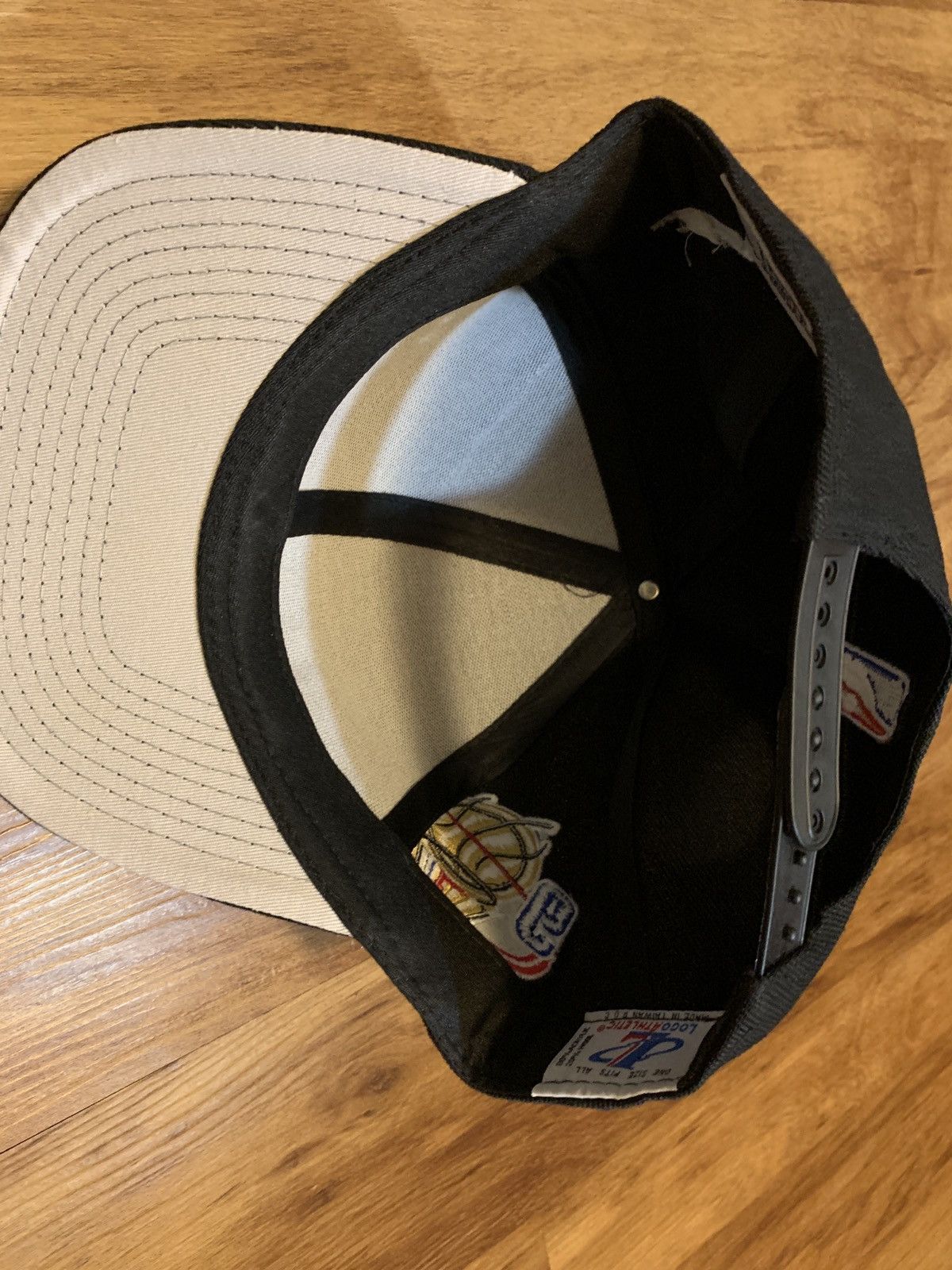 NBA Chicago Bulls 1997 Championship Hat Size ONE SIZE - 5 Thumbnail