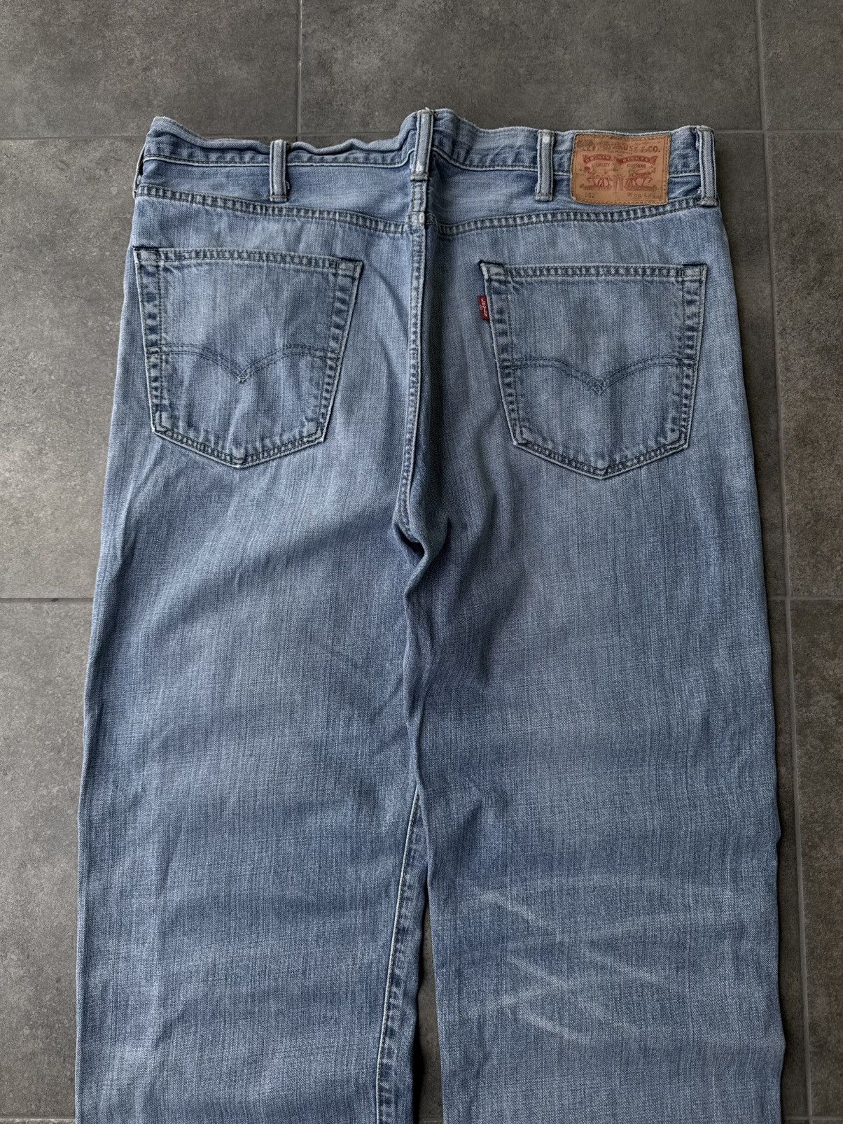 Levi's Vintage Levi's 562 Baggy Jeans Washed Faded Y2K Avantgarde Size US 38 / EU 54 - 6 Thumbnail