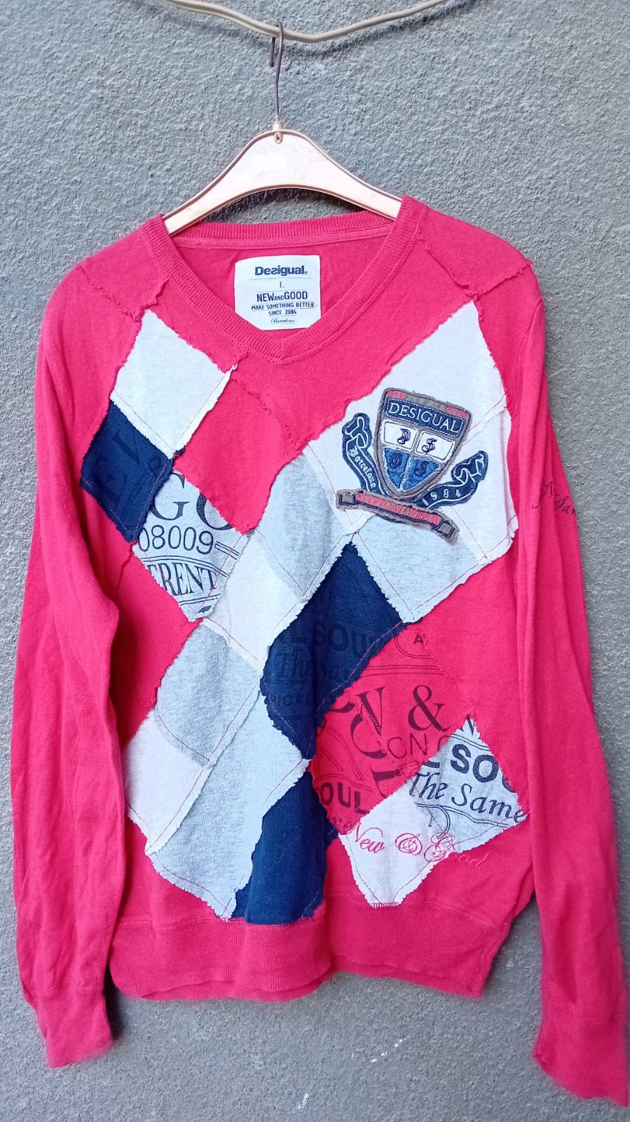 Desigual Desigual Barcelona V-neck Sweater 21J1110 sz L Size US L / EU 52-54 / 3 - 1 Thumbnail
