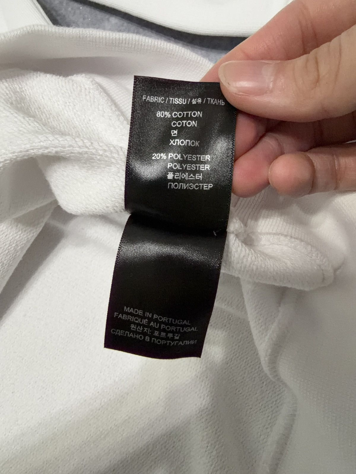 Vetements Vetements Translation Hoodie Rainbow White Size US S / EU 44-46 / 1 - 8 Thumbnail