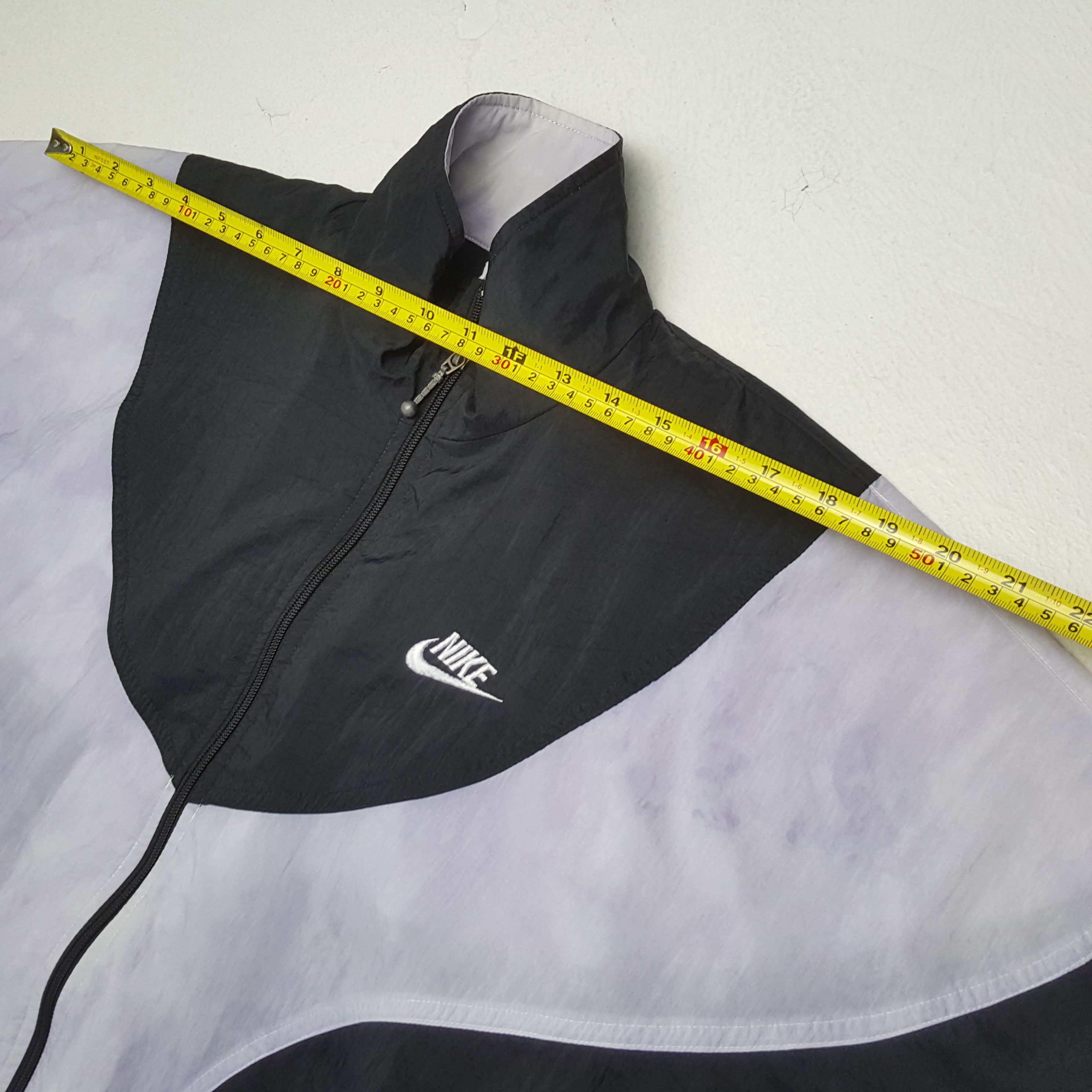 Nike × Vintage NIKE Sportswear Style Windbreaker Jacket Size US XL / EU 56 / 4 - 4 Thumbnail