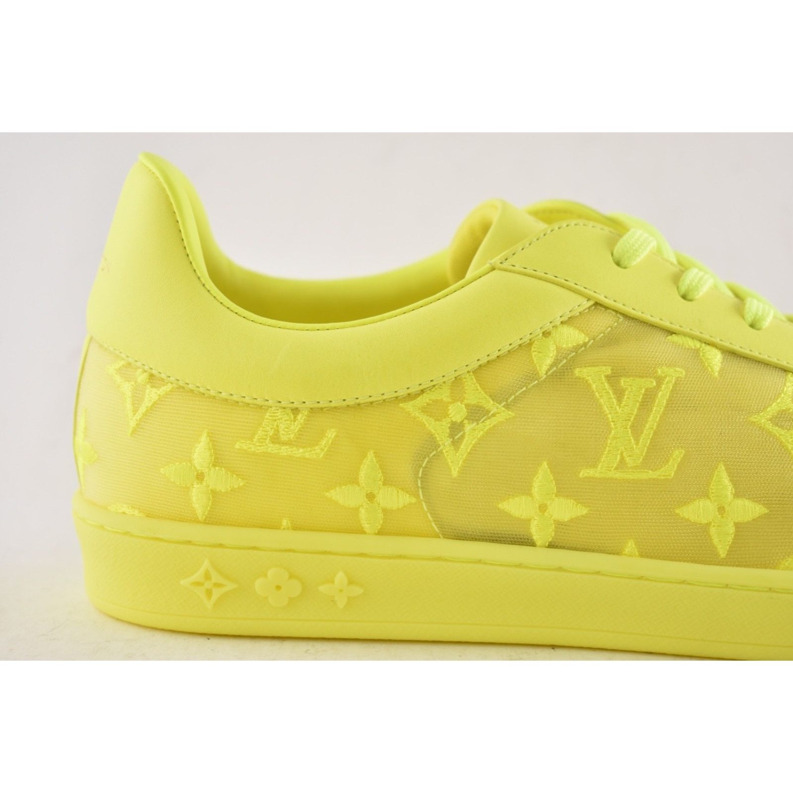 Louis Vuitton Louis Vuitton Luxembourg Tattoo Yellow Monogram LV Low Size US 9 / EU 42 - 4 Thumbnail