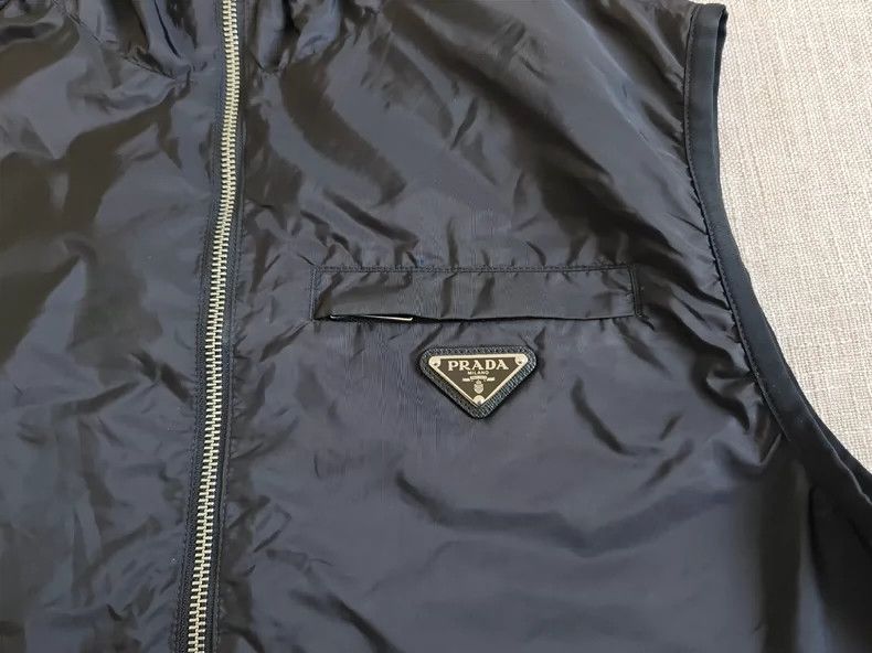 Prada Prada Men's vest hooded vest 2501-Nextarrow Size US S / EU 44-46 / 1 - 4 Thumbnail
